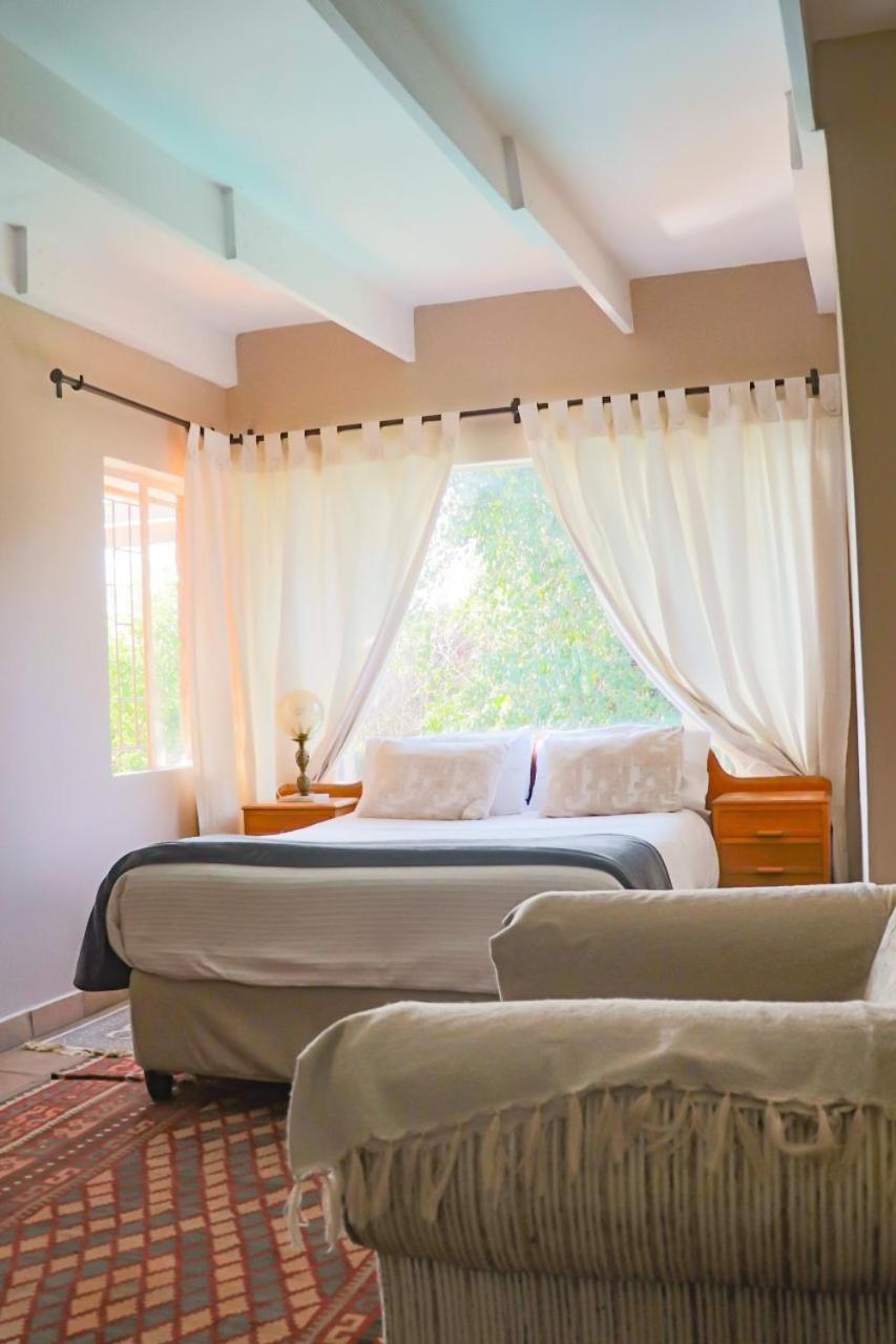 Budget Double Room - Photo 1