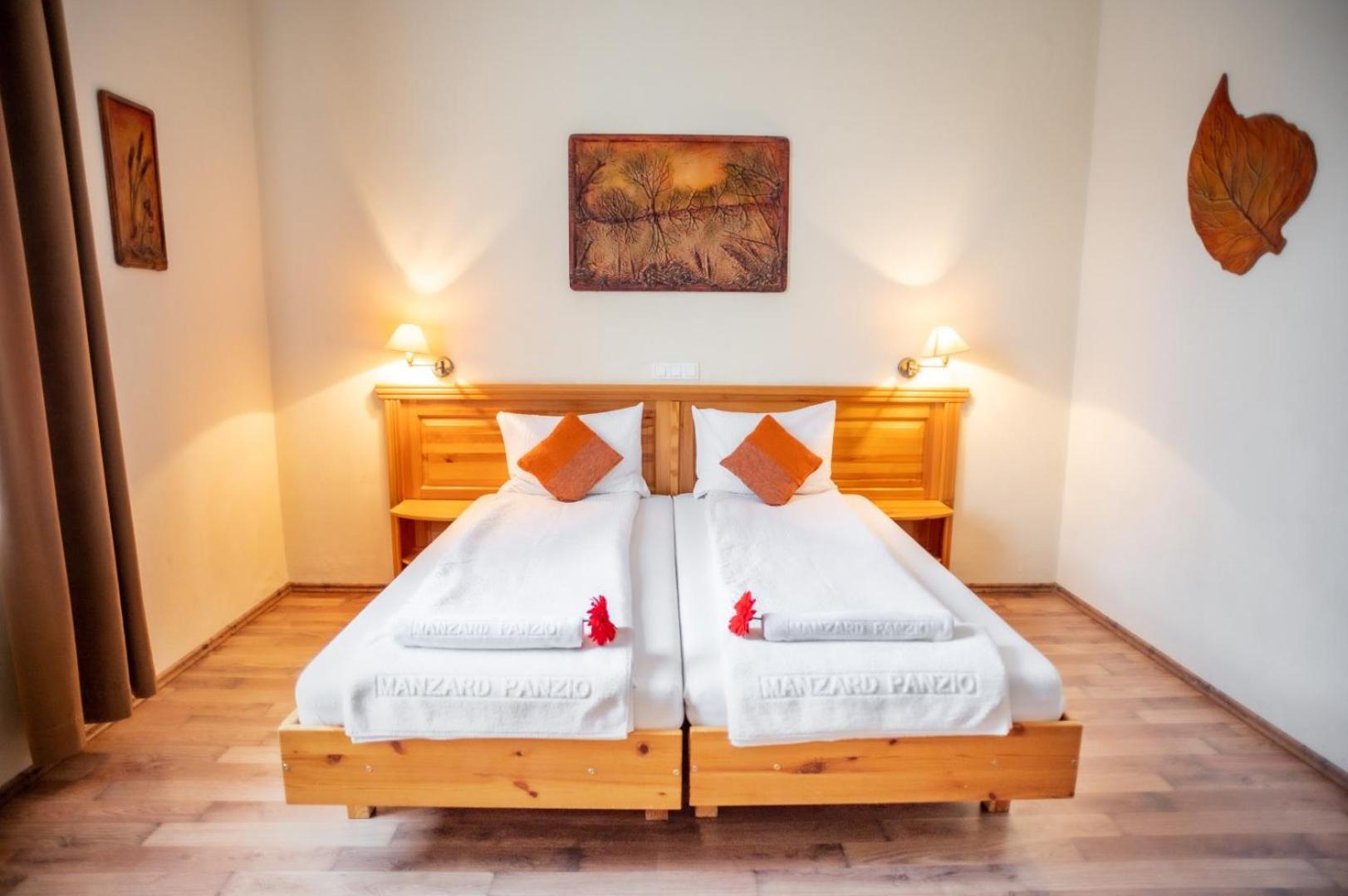 Double or Twin Room - Photo 23