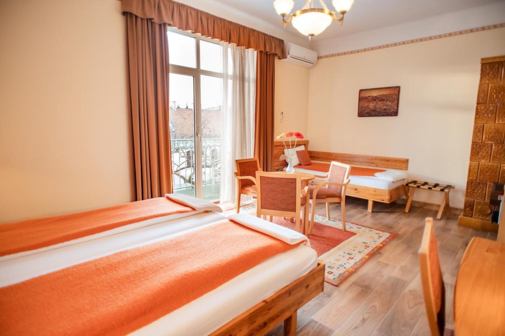 Triple Room - Photo 21