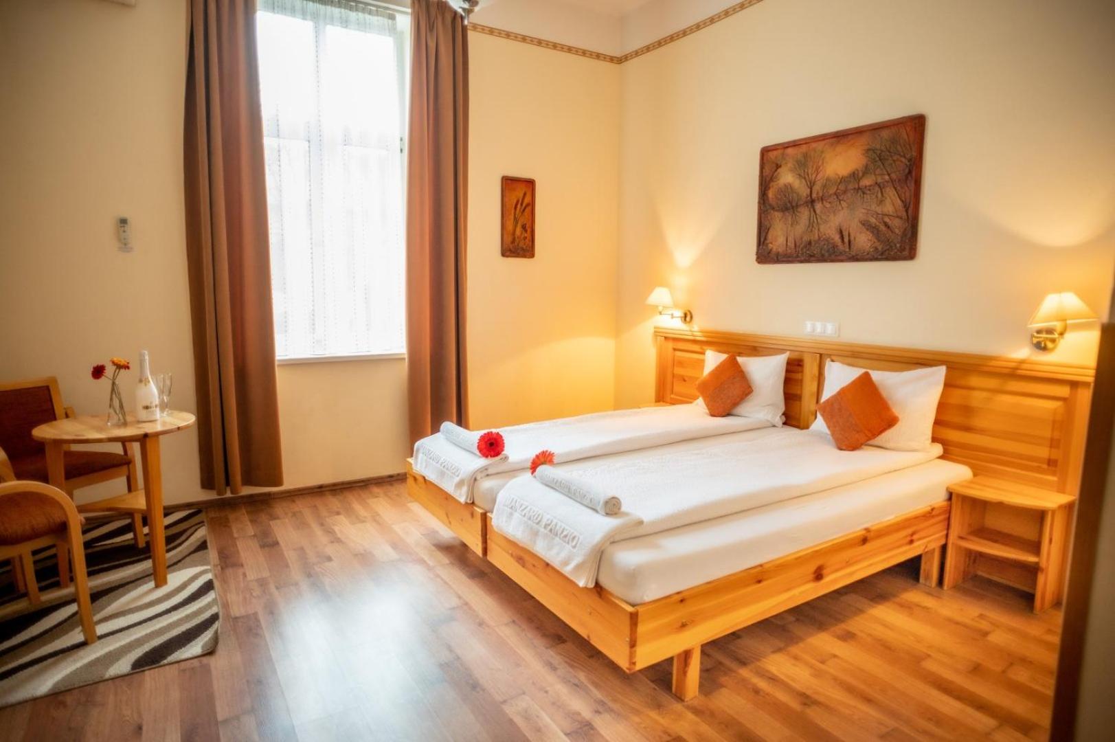 Double or Twin Room - Photo 16