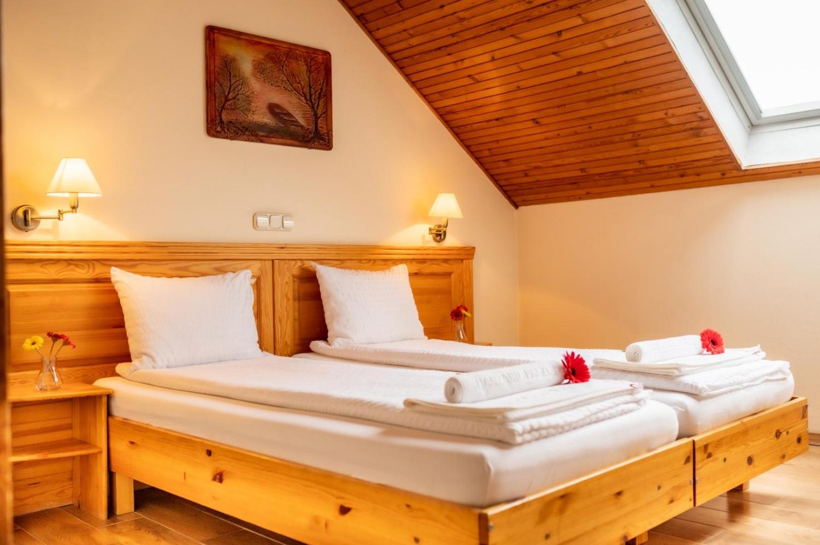 Double or Twin Room - Photo 19