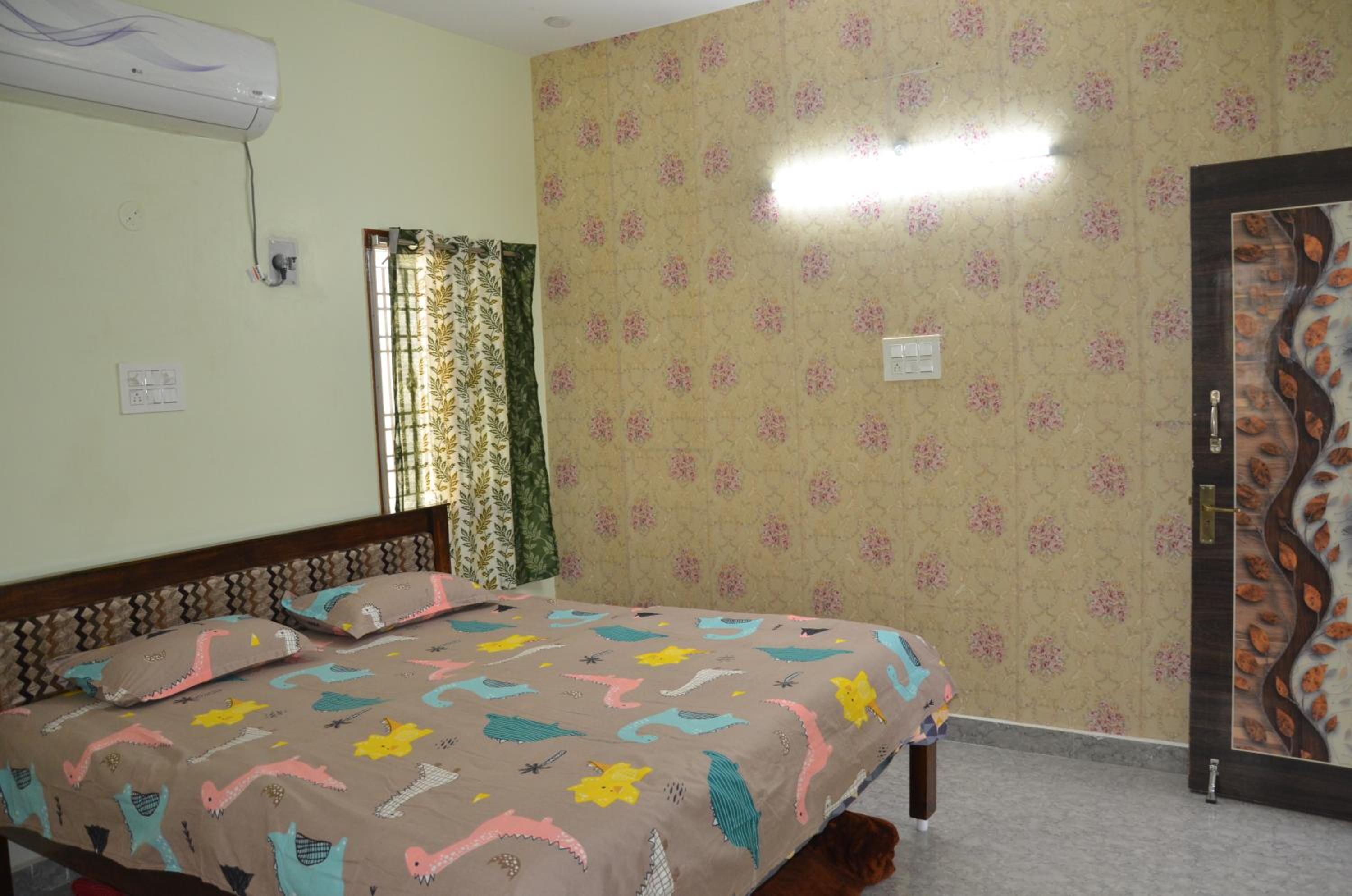 Deluxe Double or Twin Room photo 3