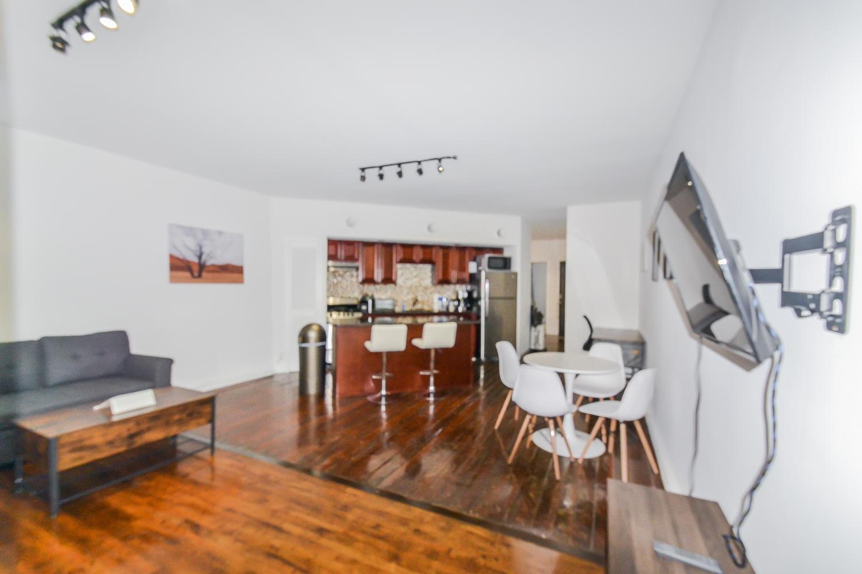 Apartment - Photo 64