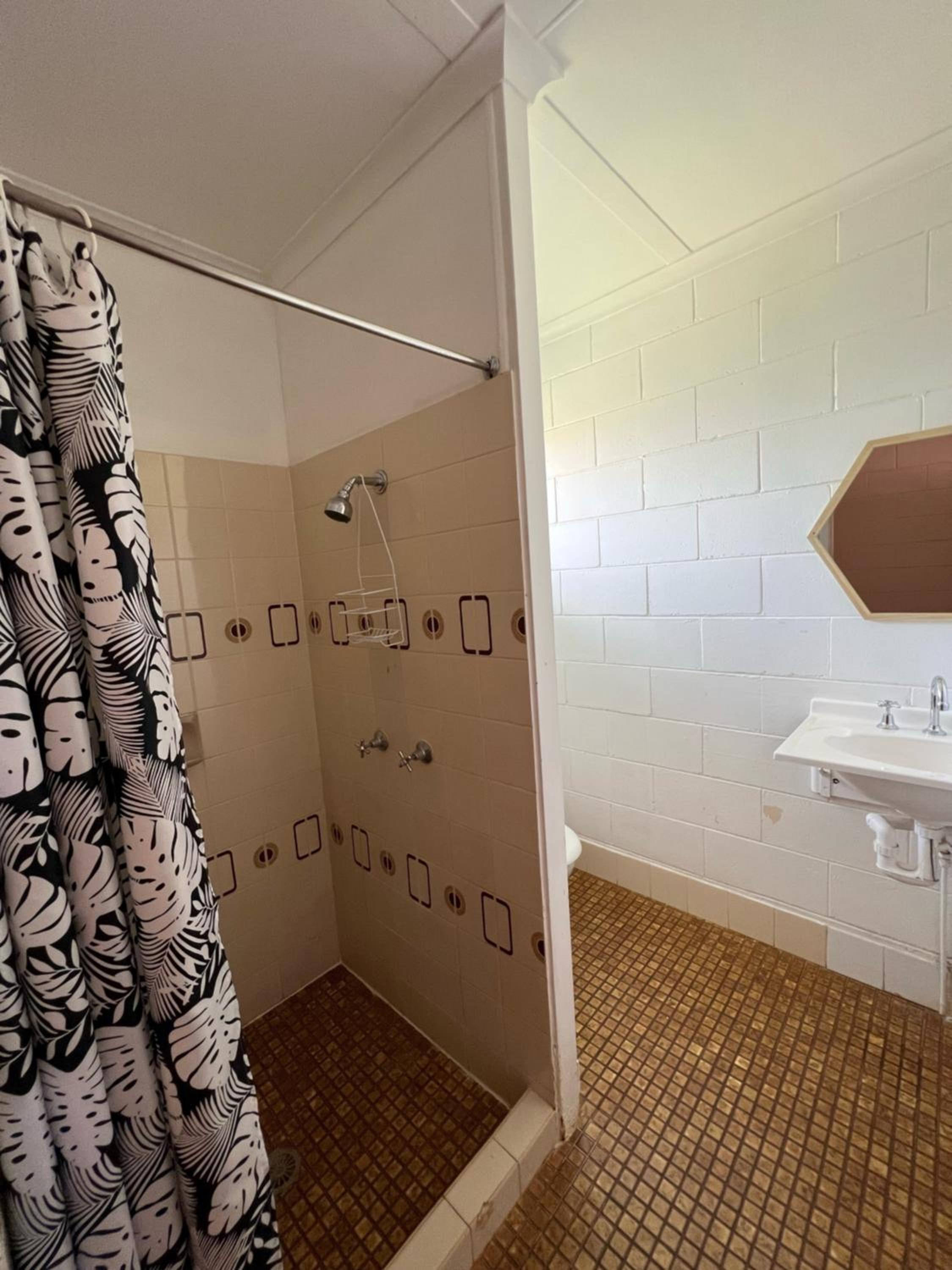 Budget Triple Room photo 3