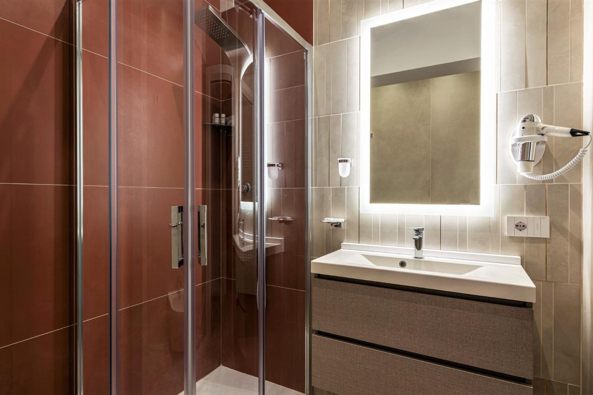 Superior Double Room - Photo 7