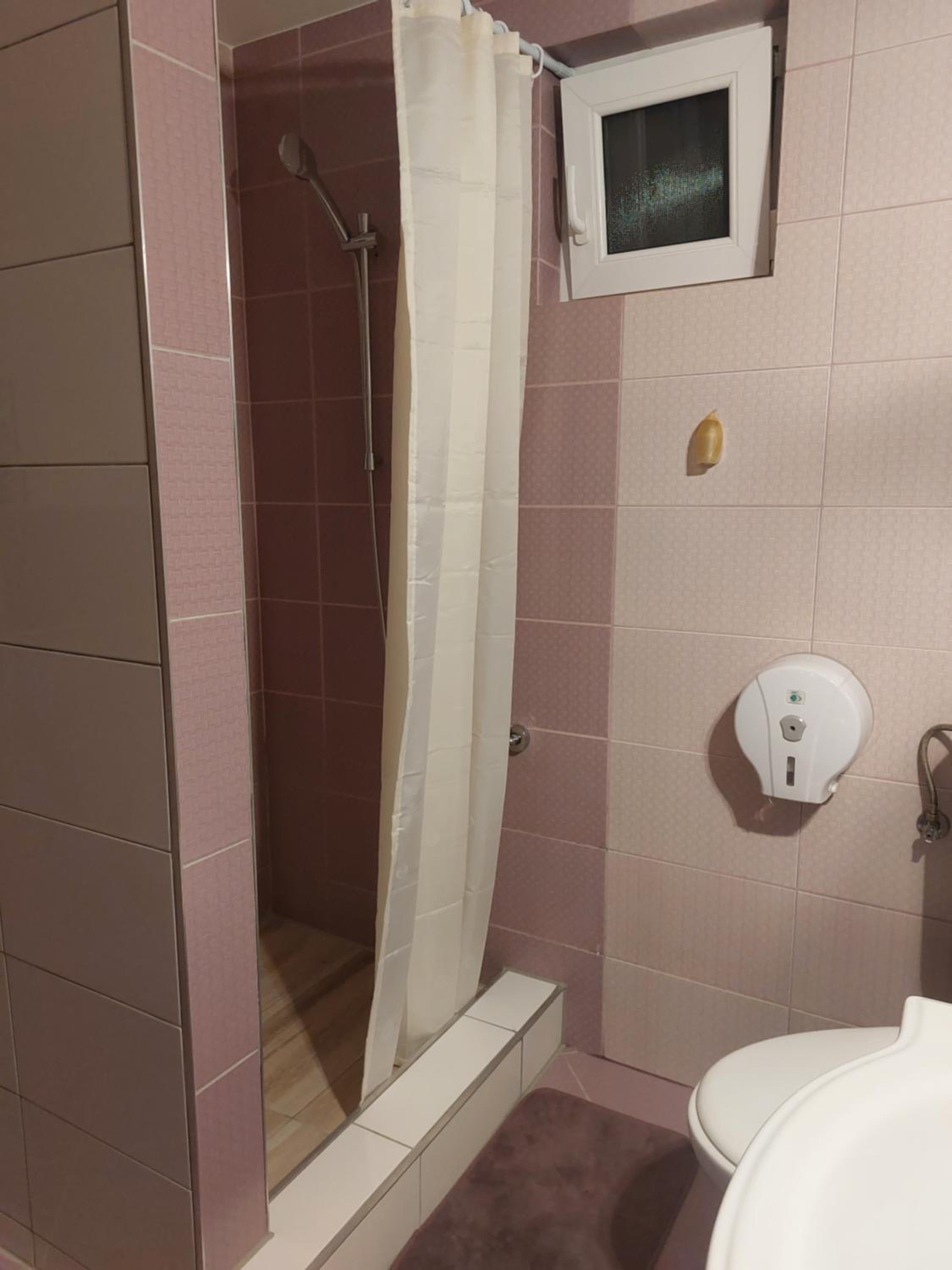 Triple Room - Photo 13