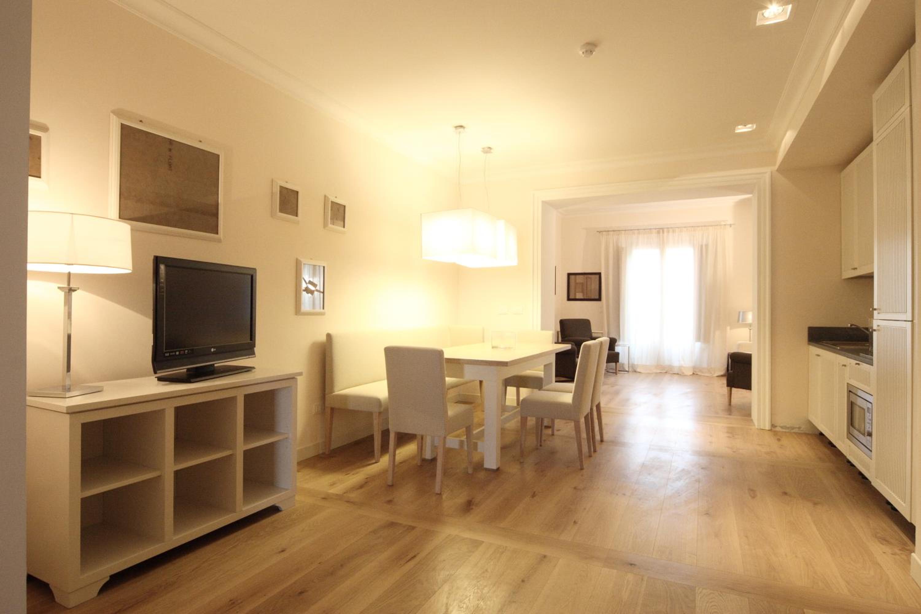 Triple Room - Photo 16