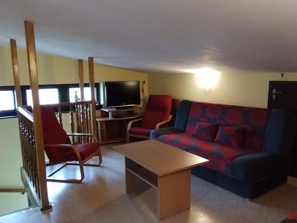 Penthouse Apartment - Photo 13