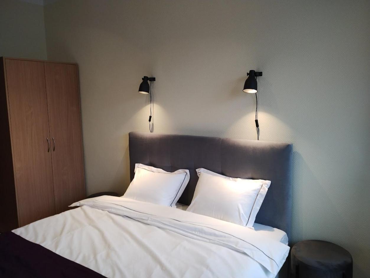 Double Room with Balcony - Photo 4