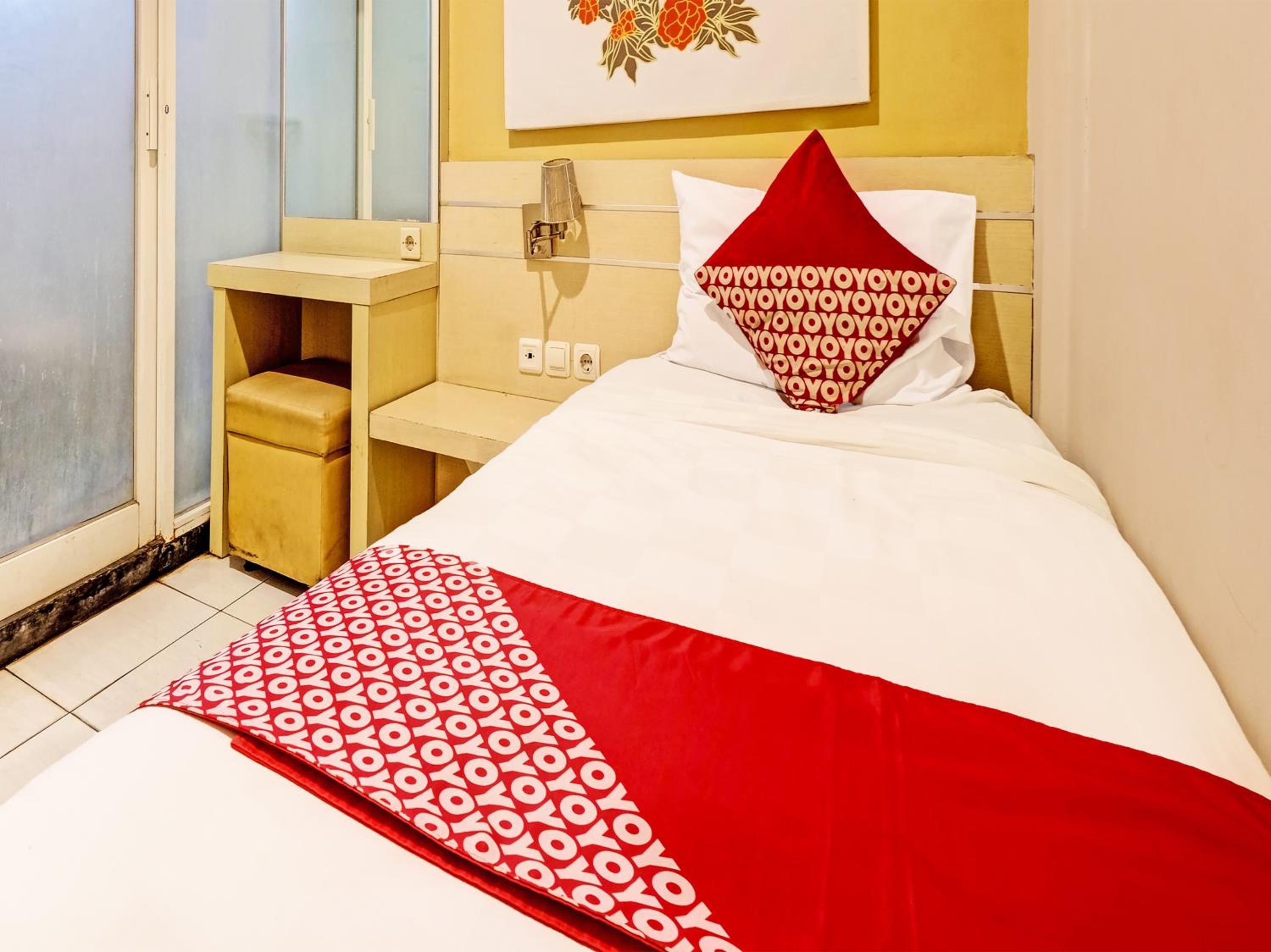 Deluxe Single Room photo 3