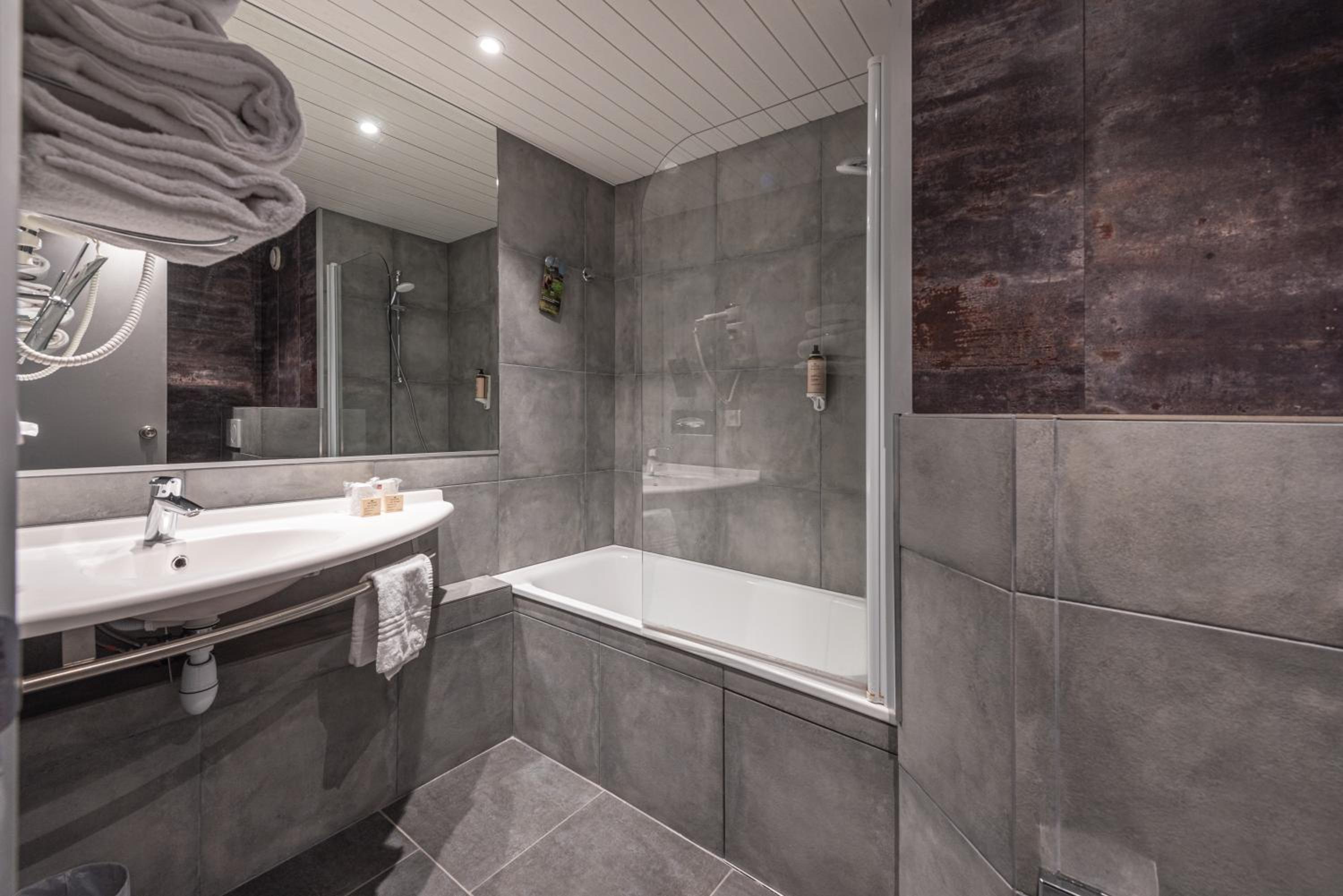 Classic Double Room - Photo 5