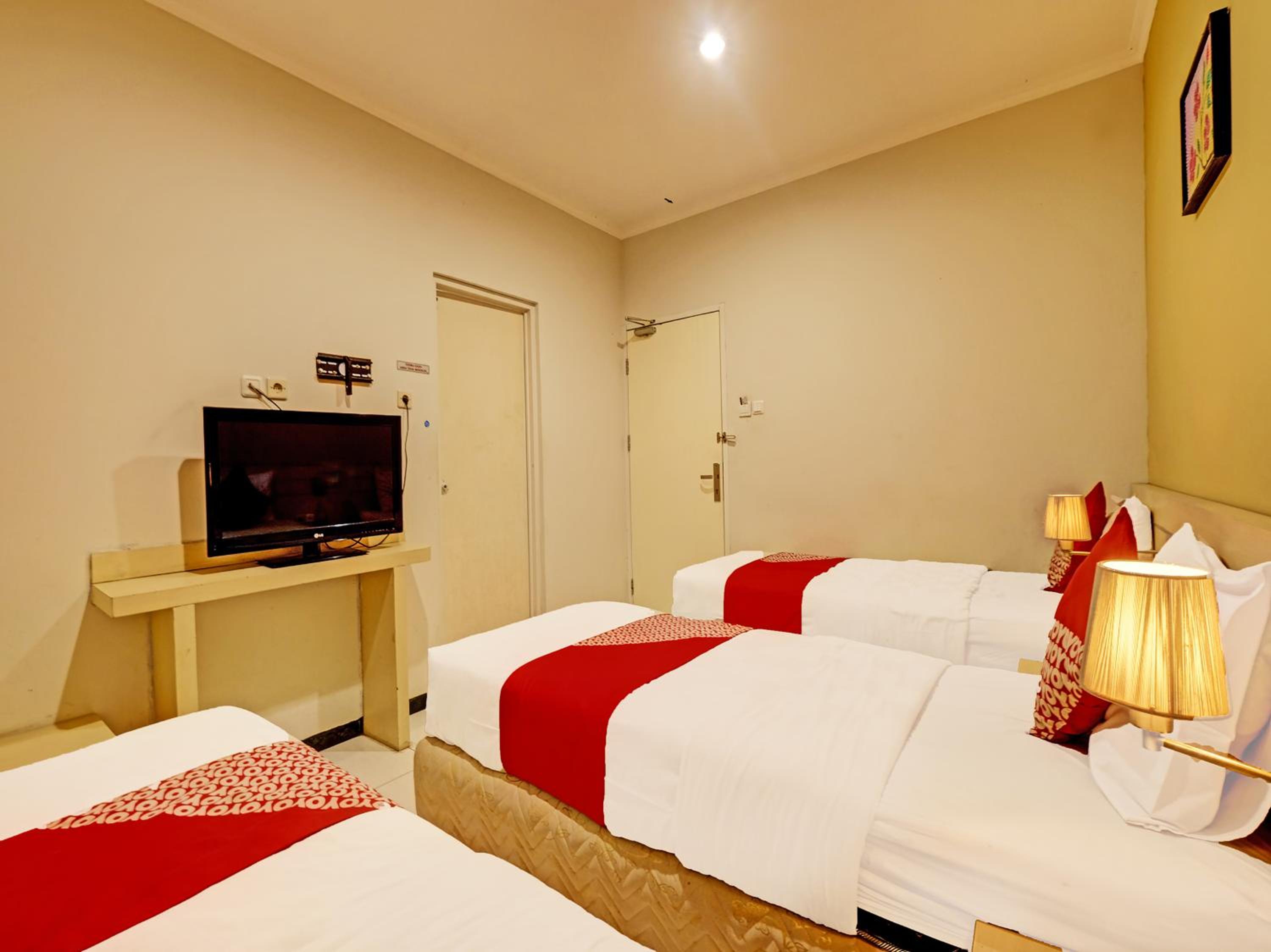 Superior Suite - Photo 6