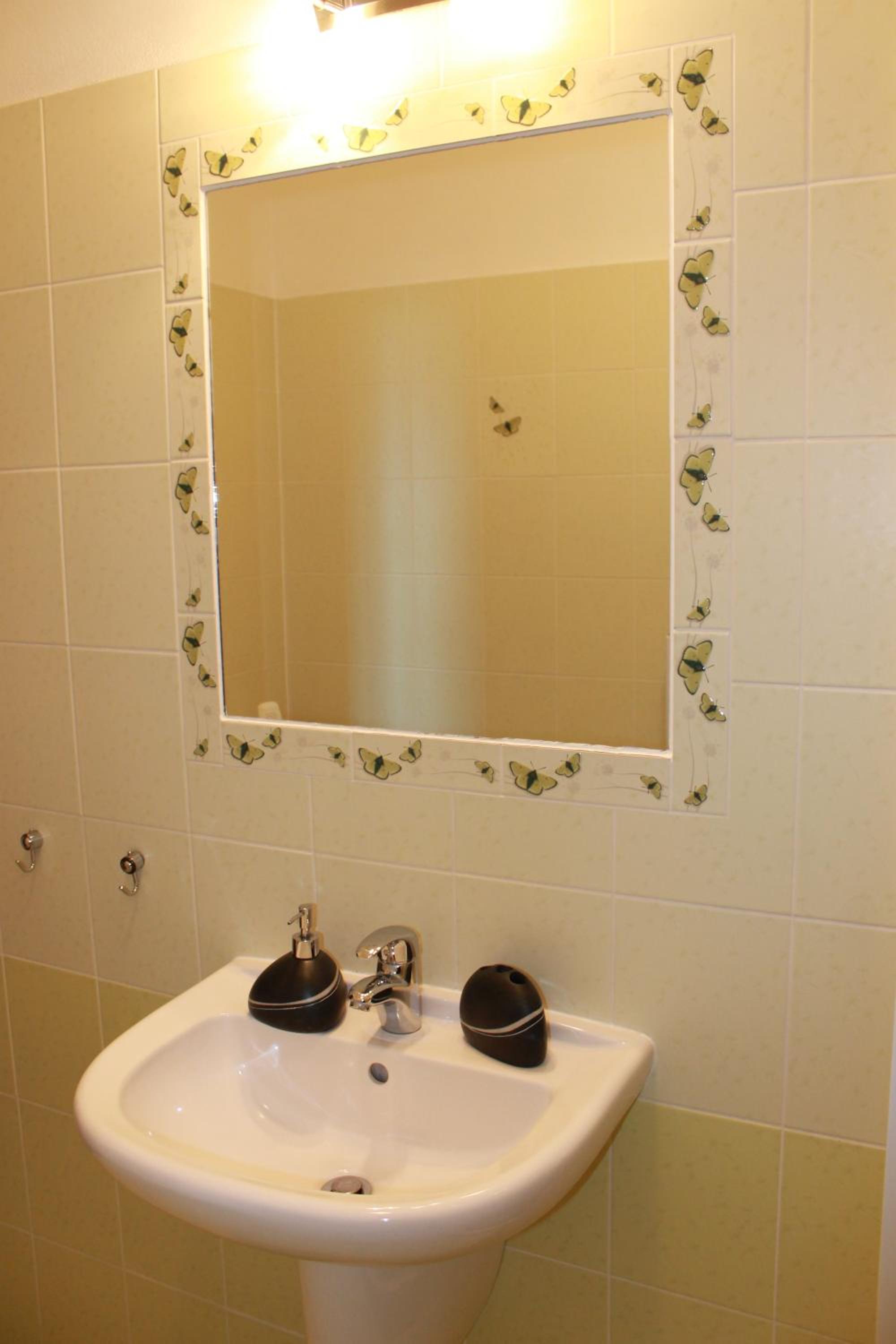 Twin Room with Extra Bed photo 3