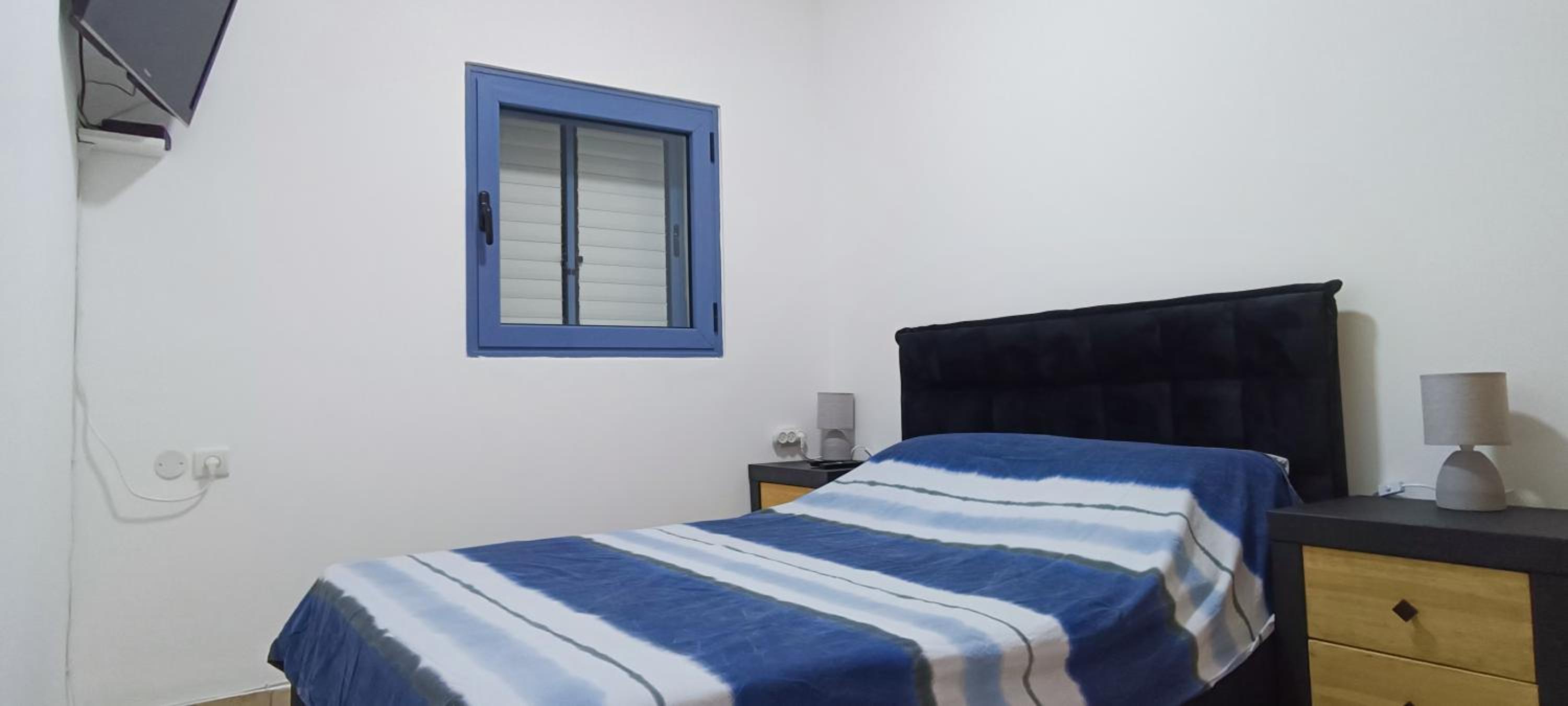 One-Bedroom Apartment - Photo 16