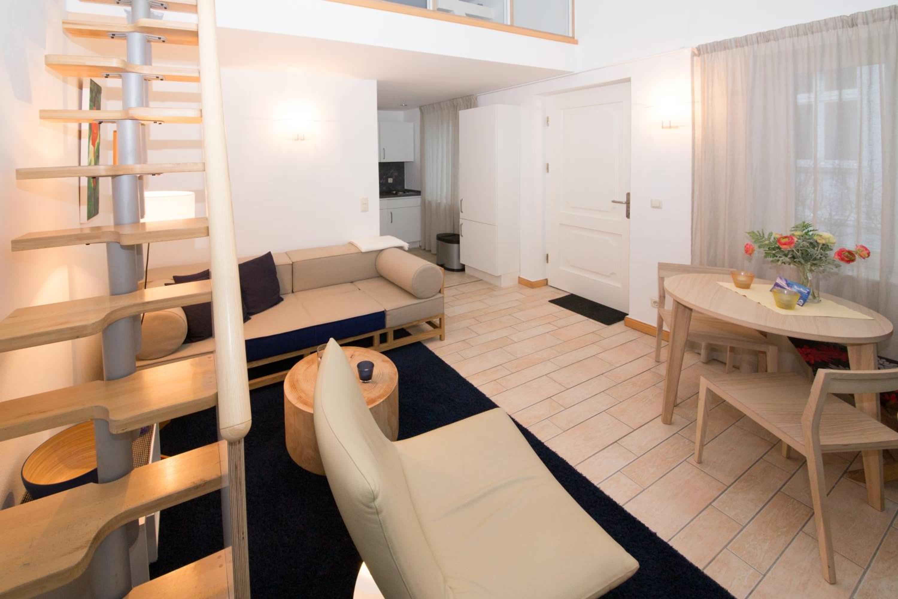 Standard Duplex Apartment photo 2