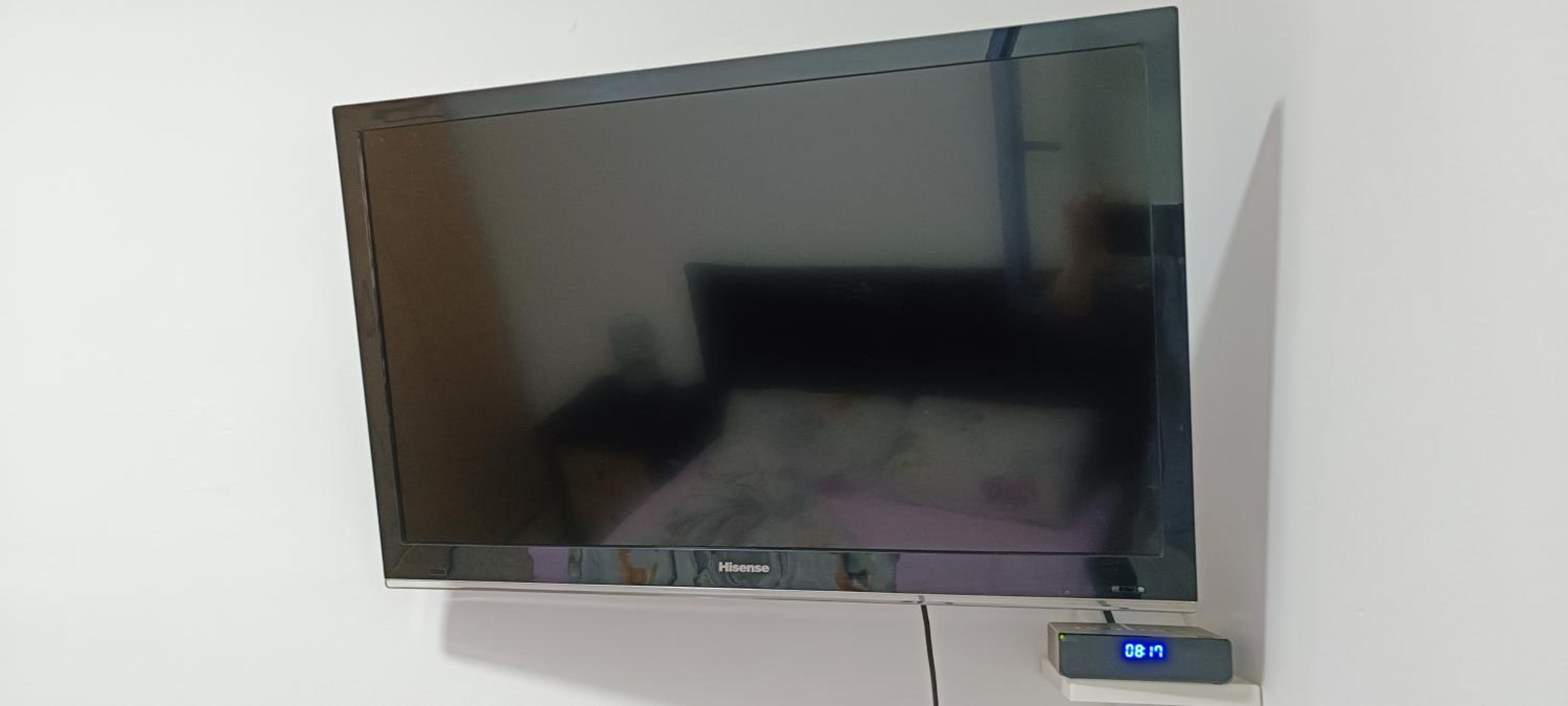 One-Bedroom Apartment - Photo 4