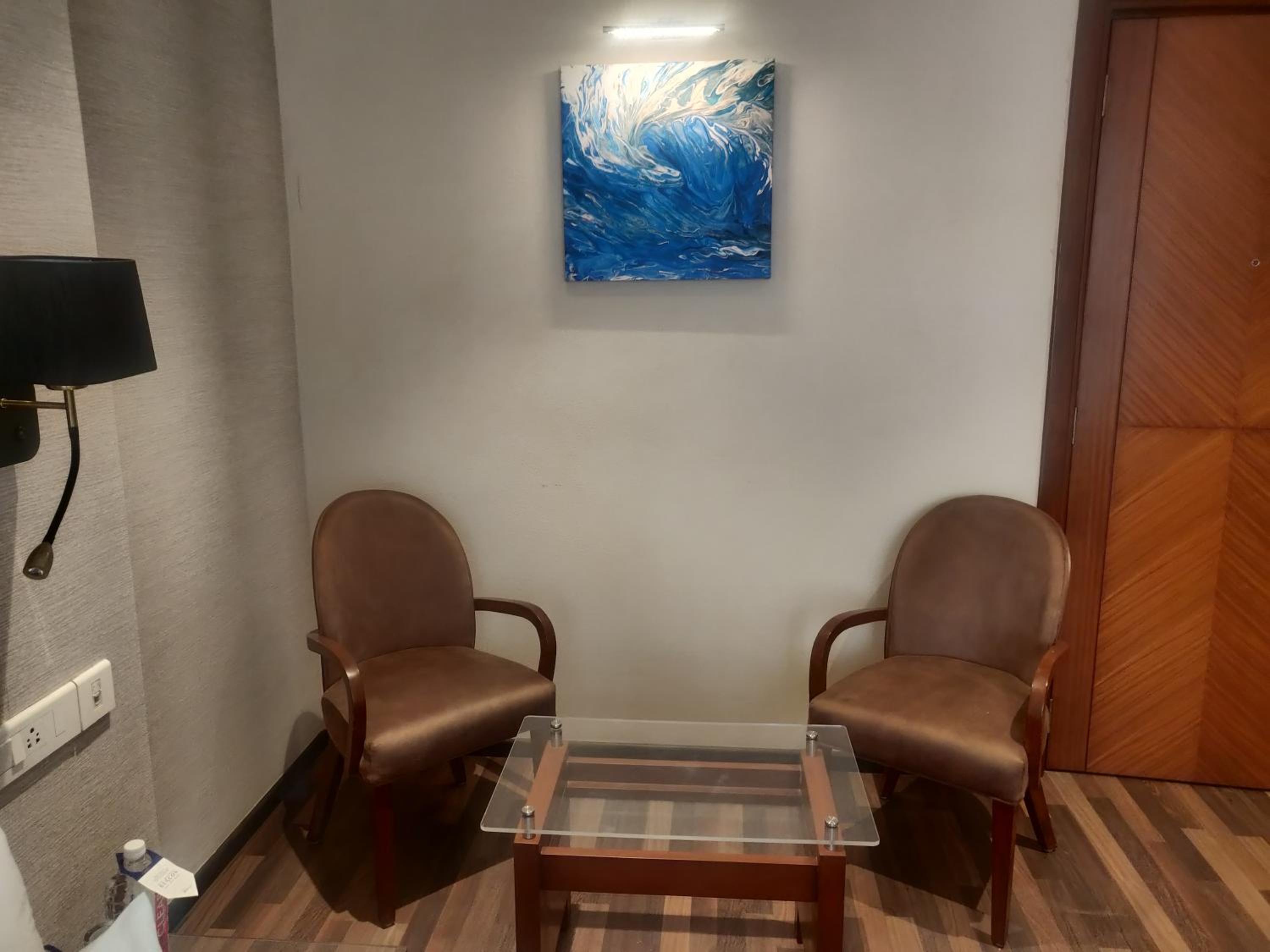 Deluxe Room - Photo 7