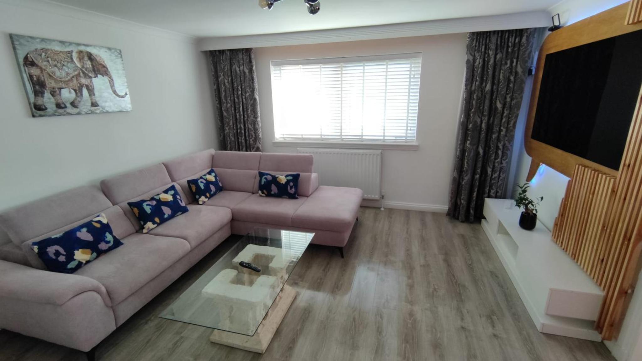 Two-Bedroom Apartment - Photo 17