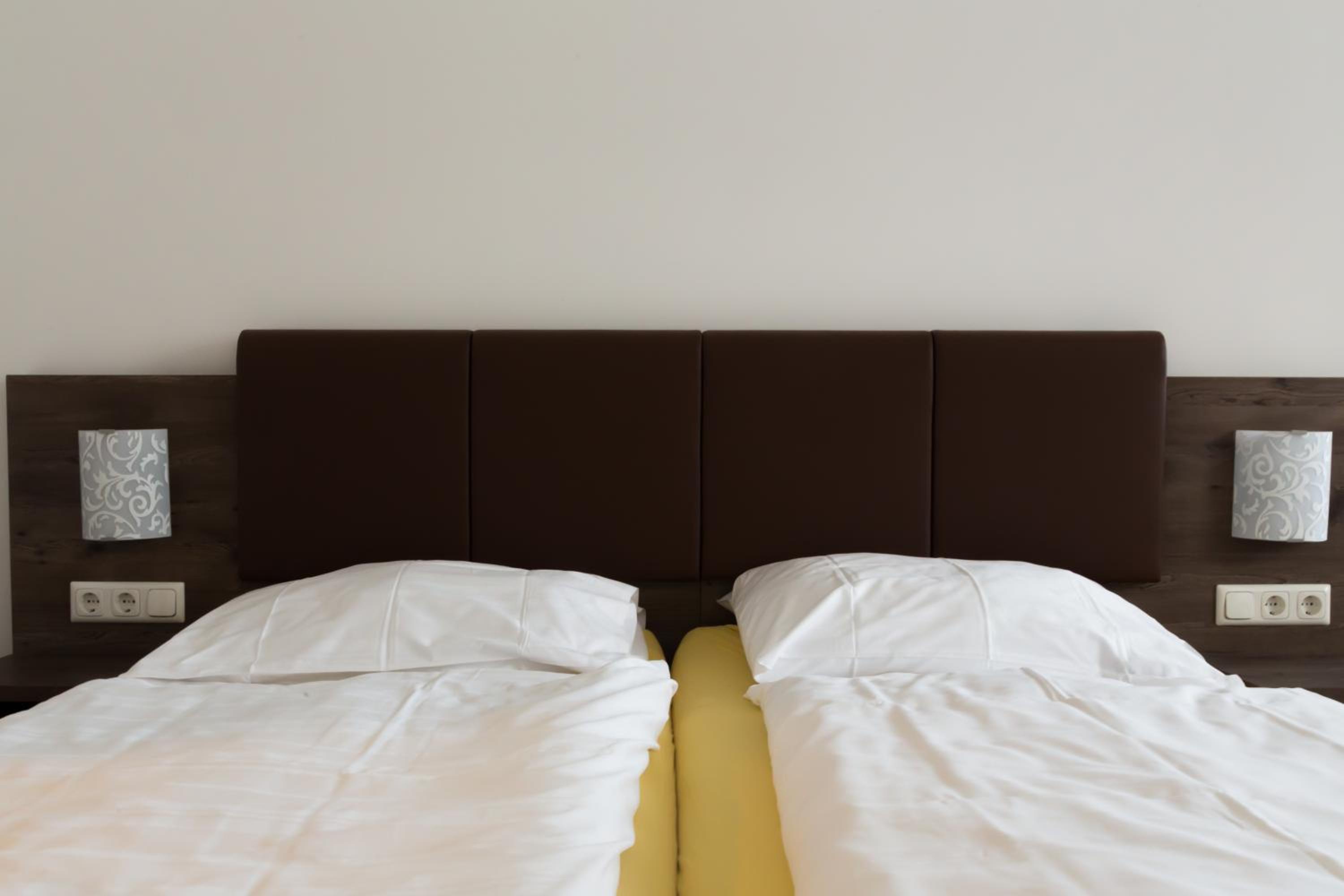 Double Room - Photo 9