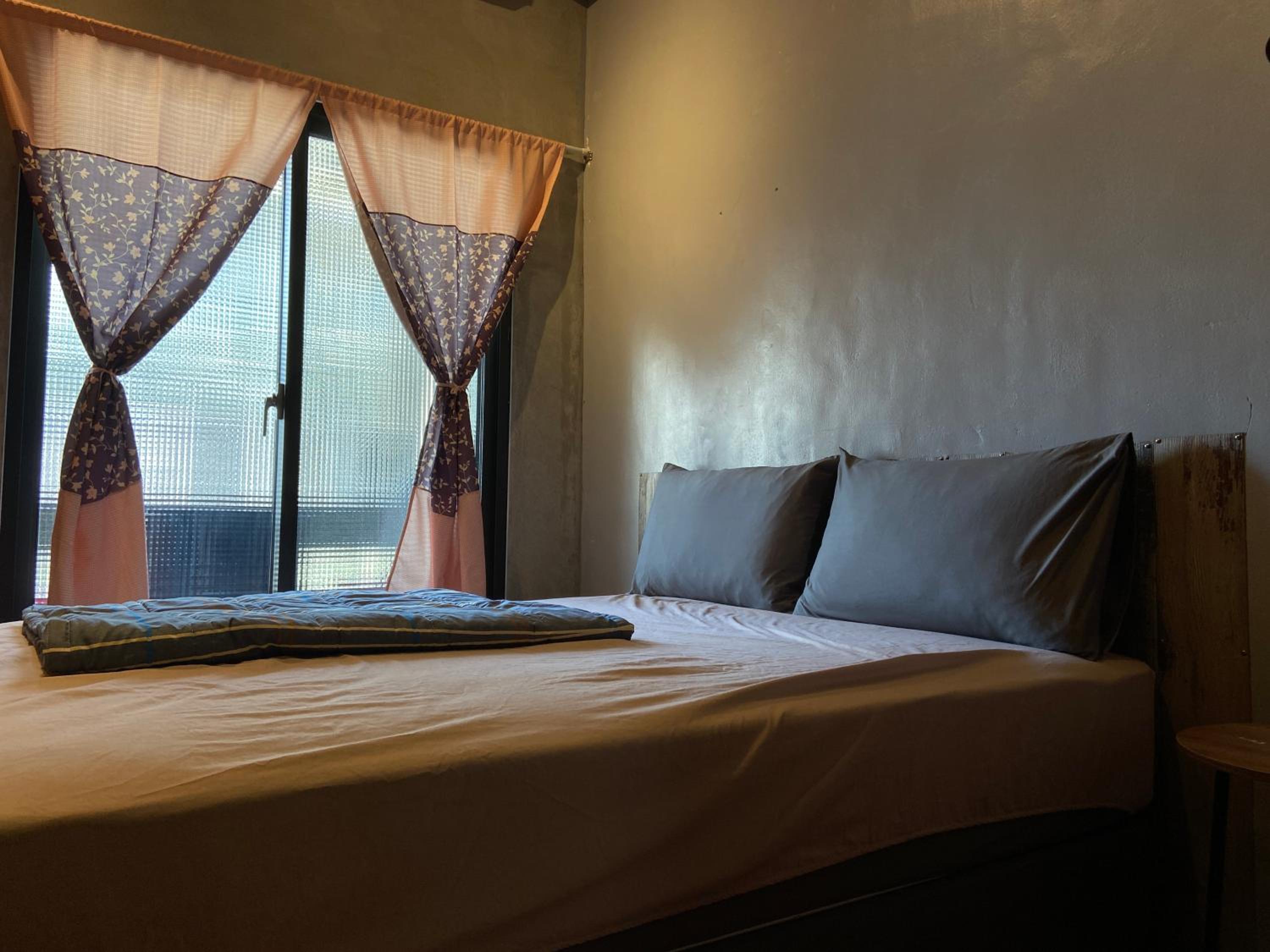 Standard Double Room with Shared Bathroom photo 1