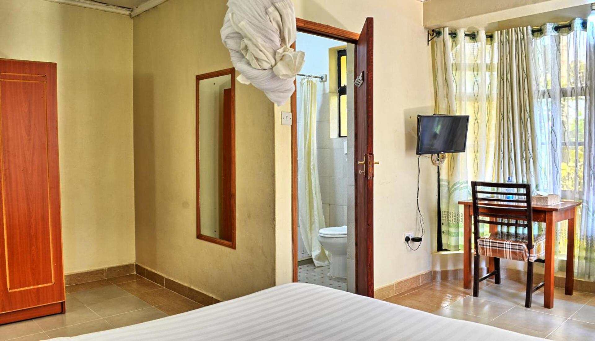 Superior Double or Twin Room - Photo 4