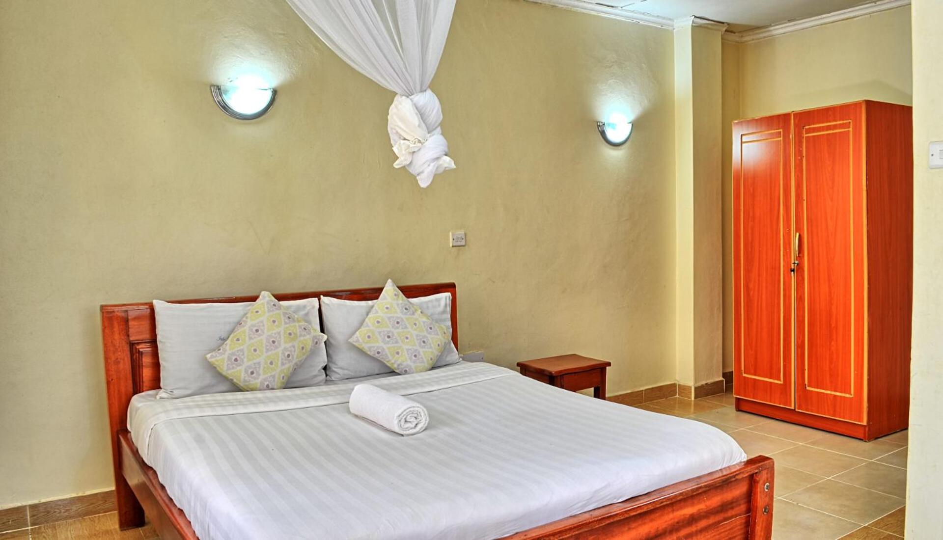 Superior Double or Twin Room - Photo 7