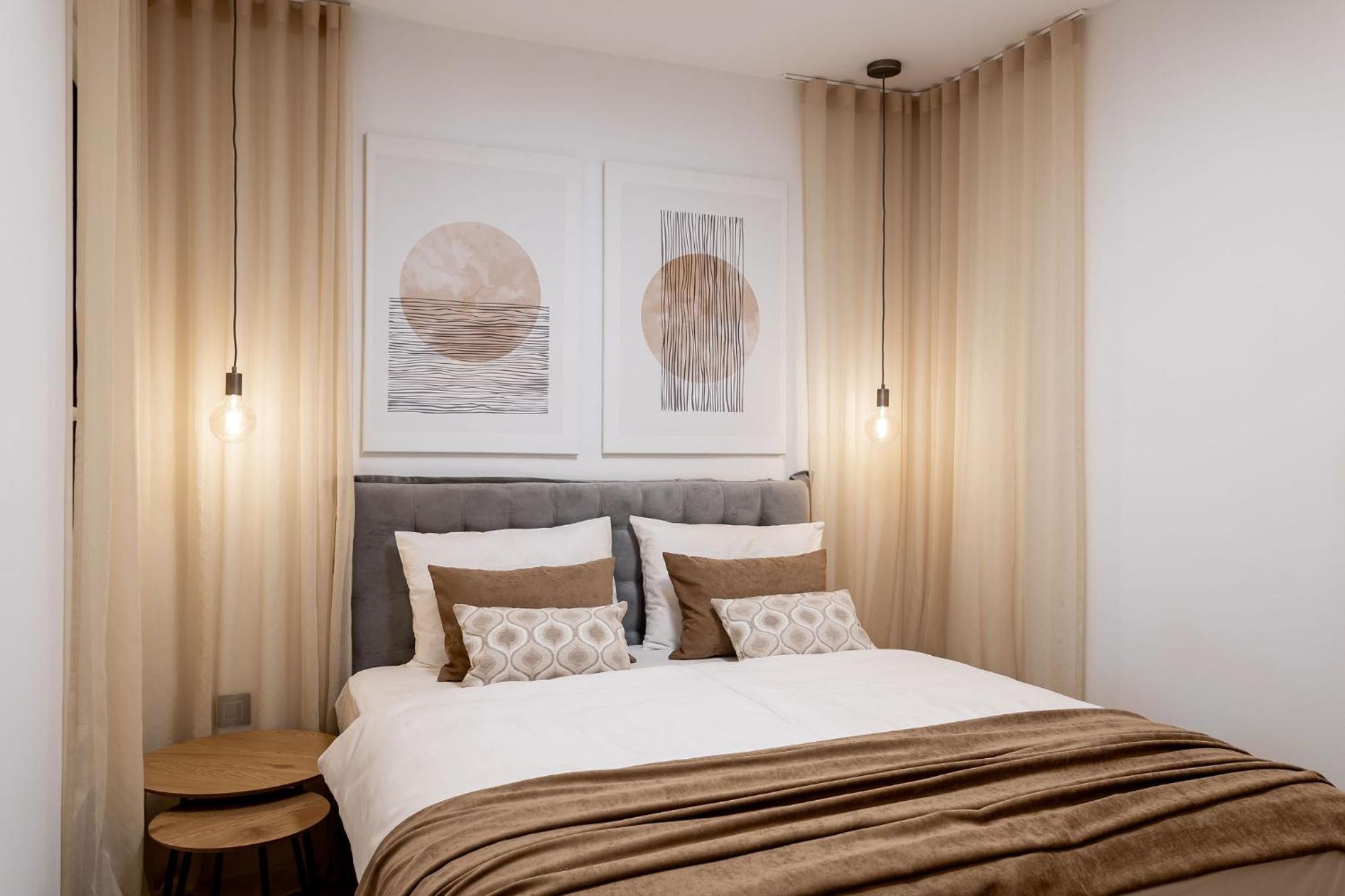 Three-Bedroom Apartment with Balcony and Sauna photo 3