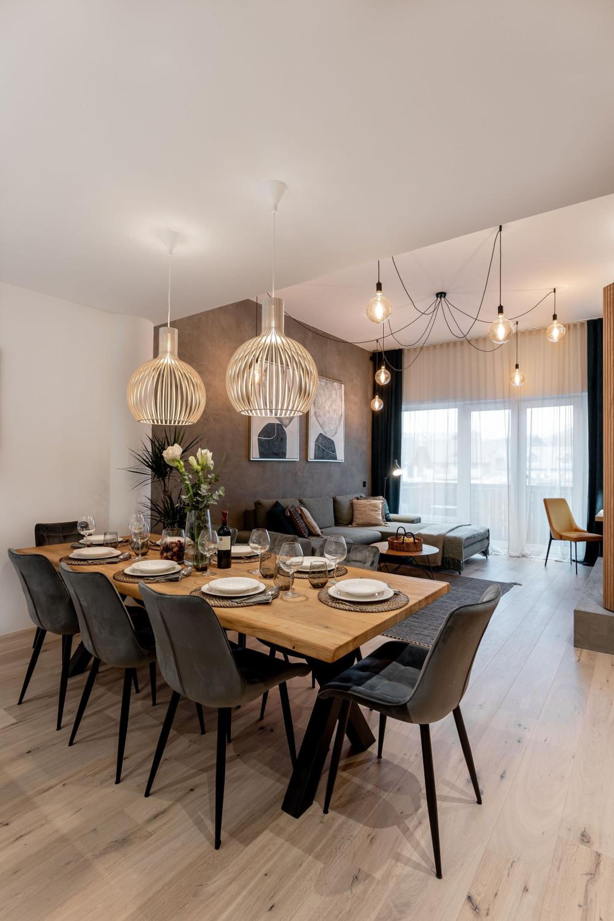 Three-Bedroom Apartment with Balcony and Sauna photo 1