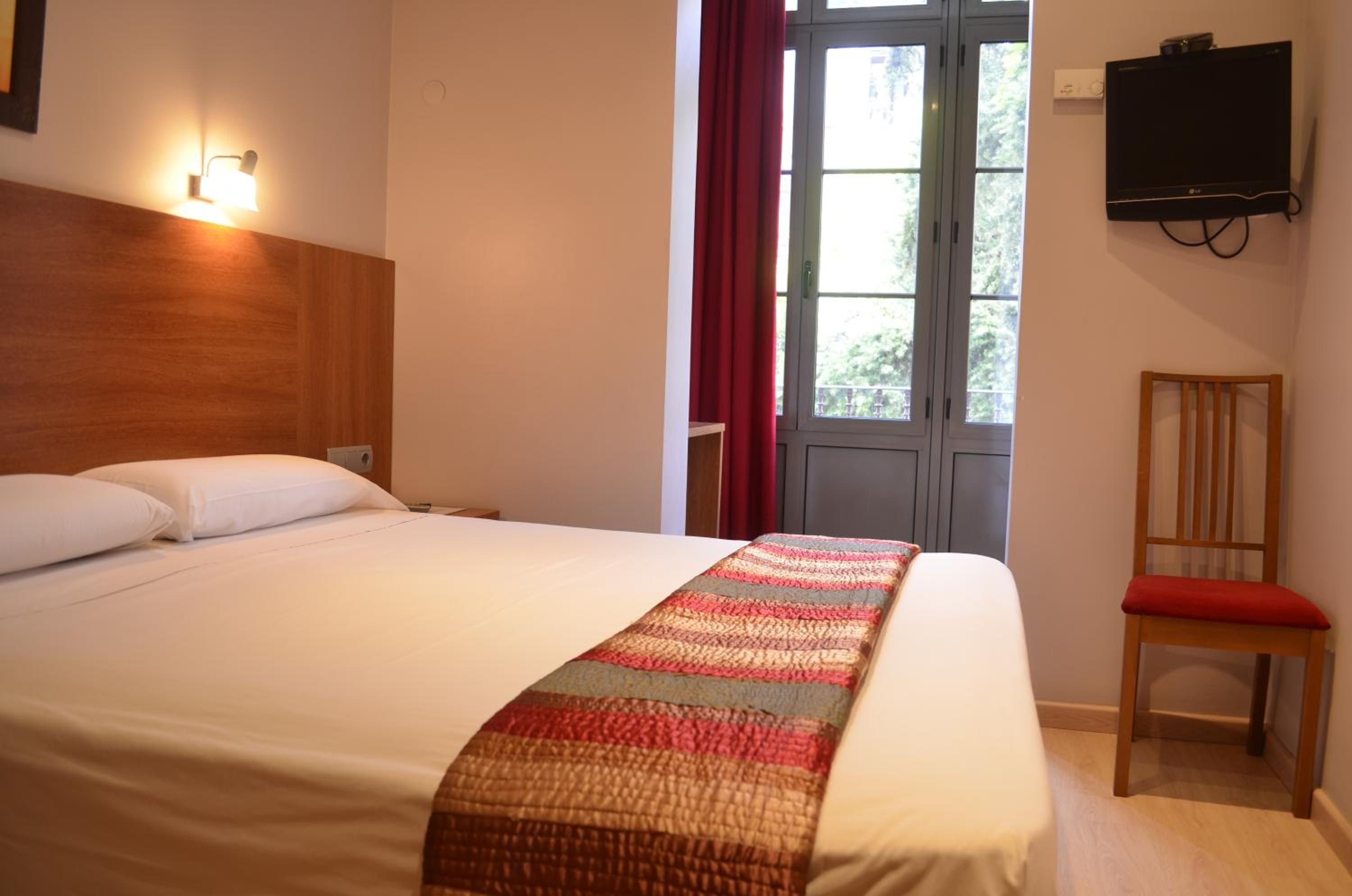 Superior Double or Twin Room photo 2