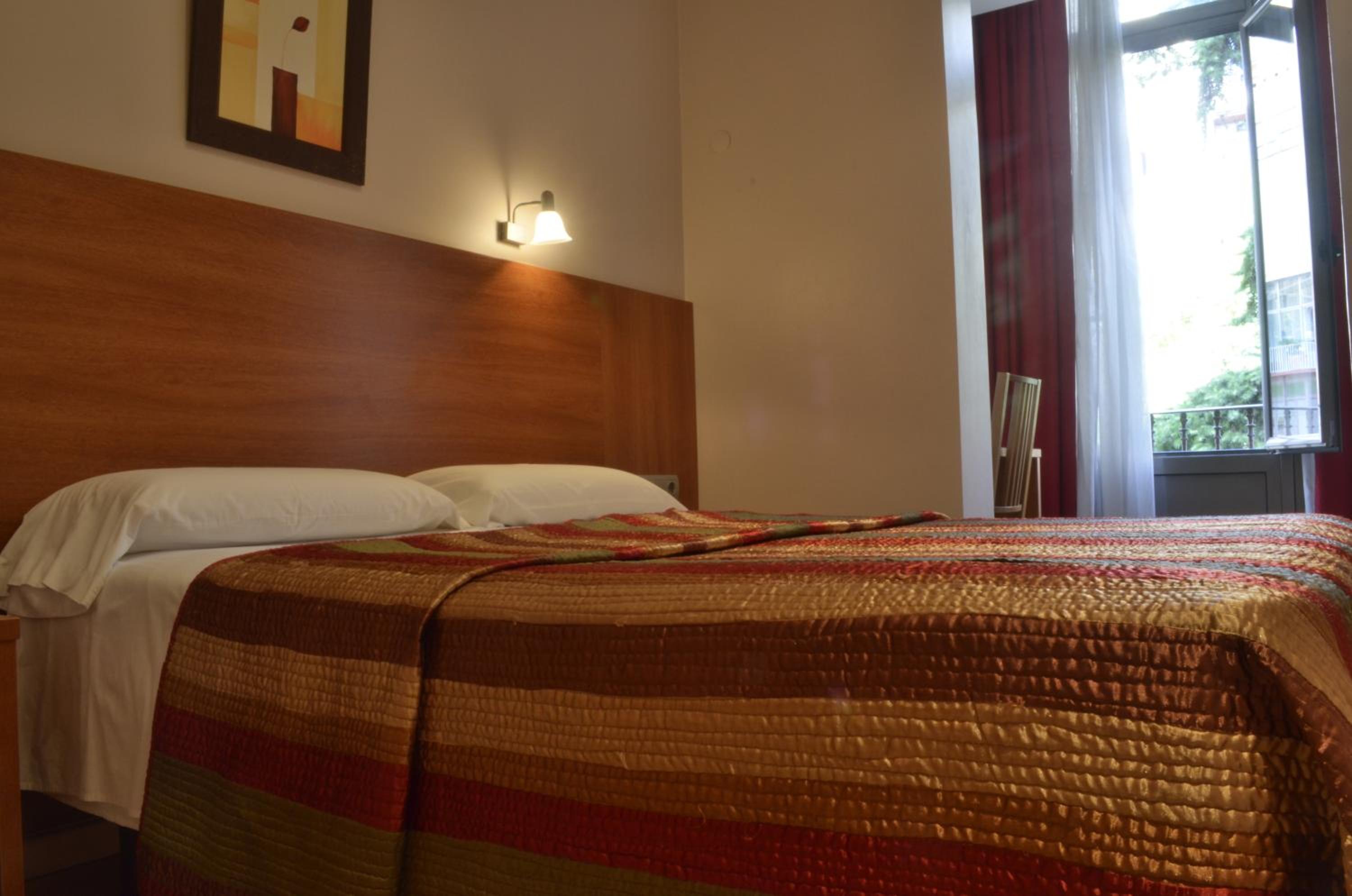 Superior Double or Twin Room photo 3