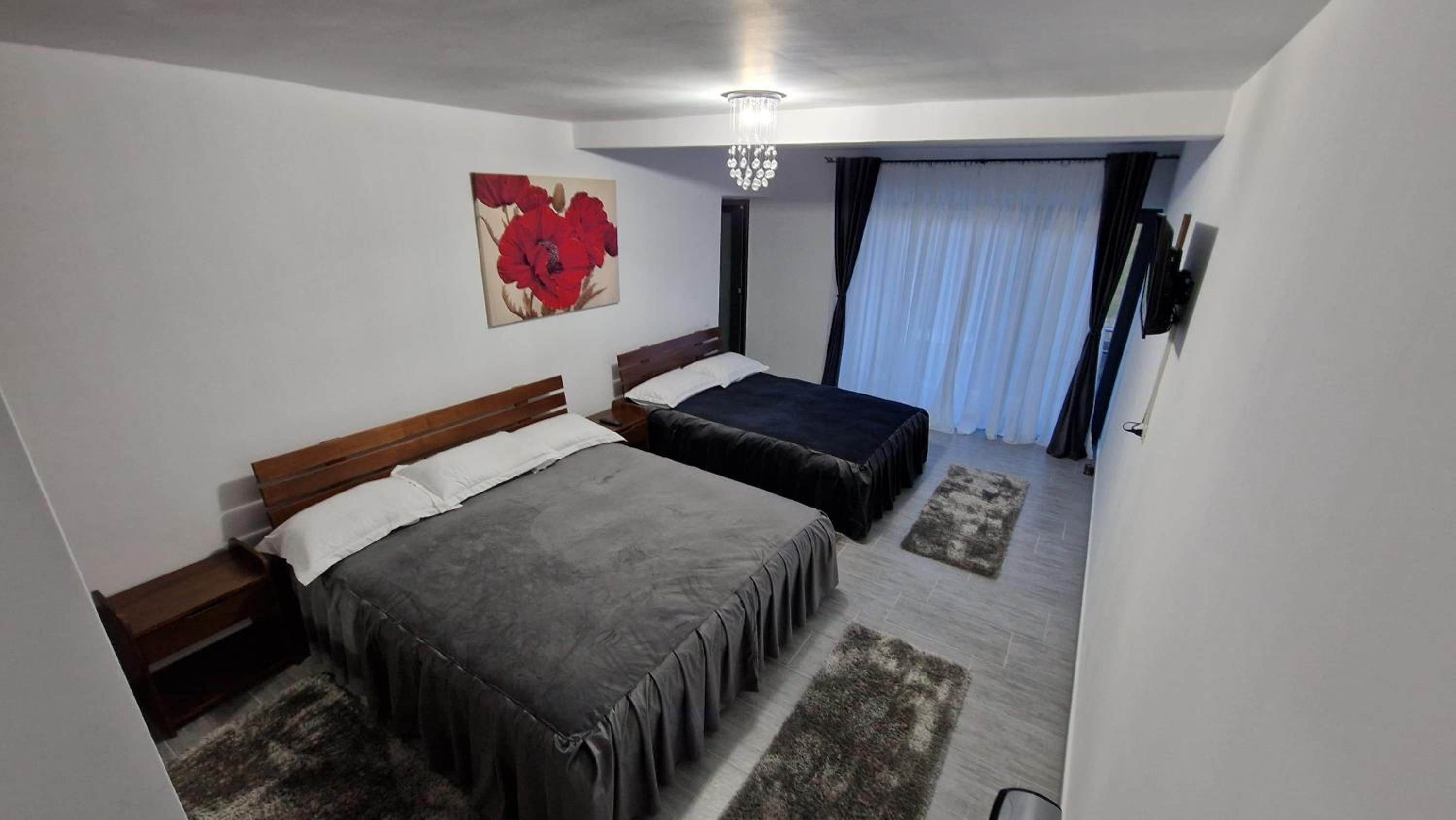 Family Room photo 1