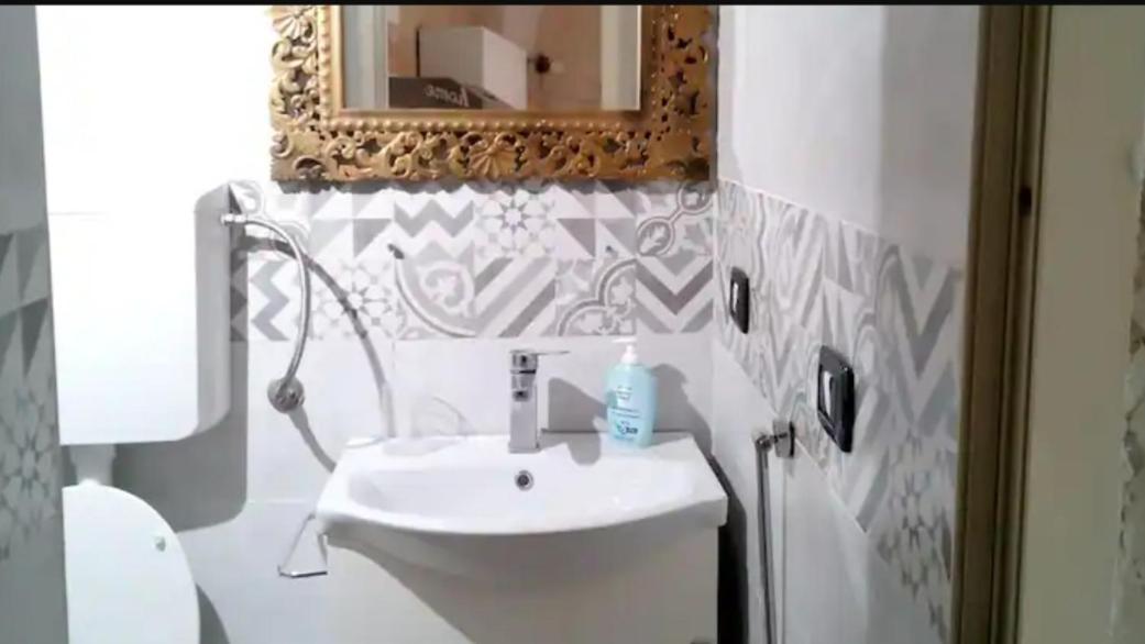One-Bedroom Apartment - Photo 11