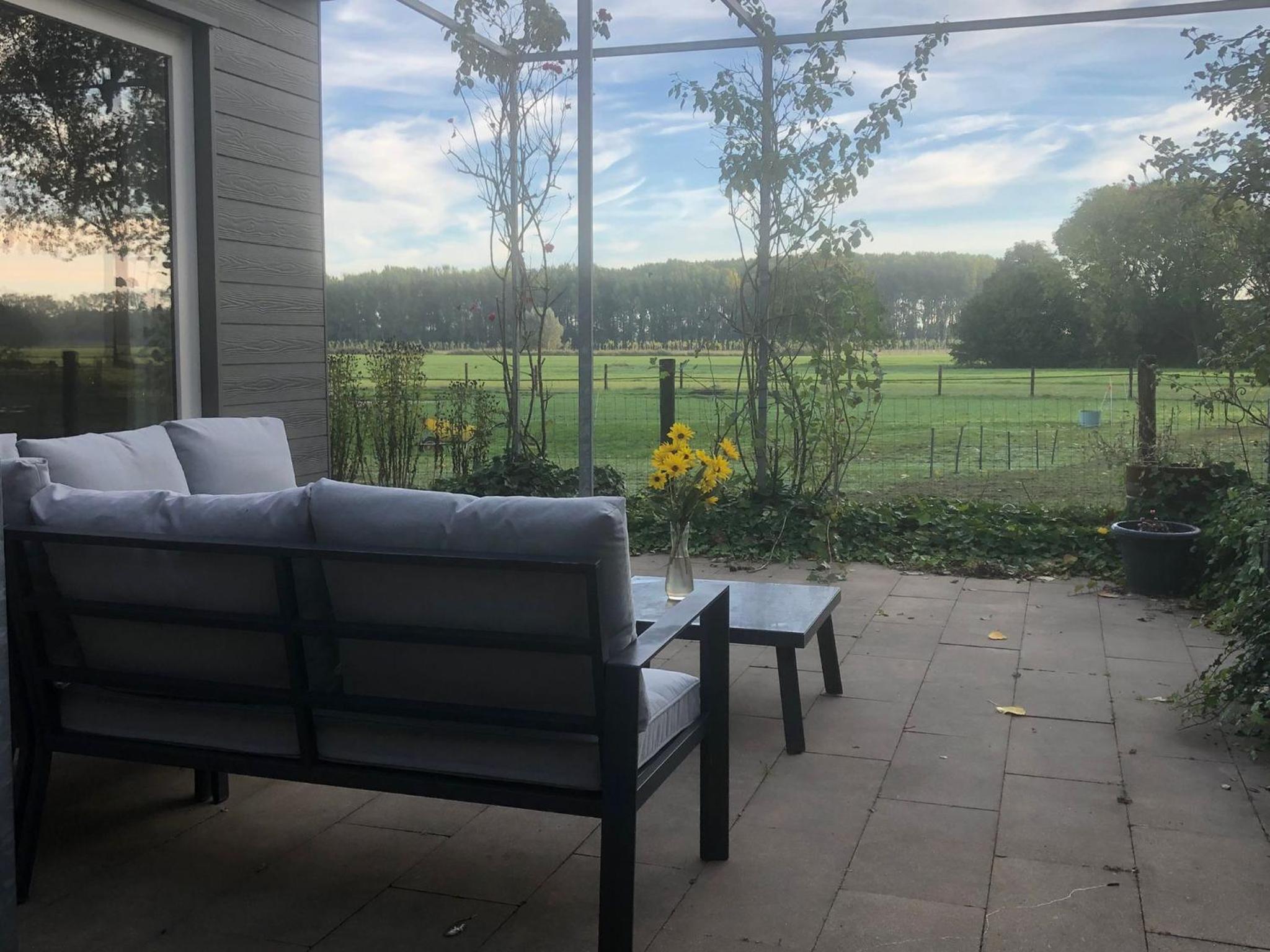 One-Bedroom Apartment with Garden