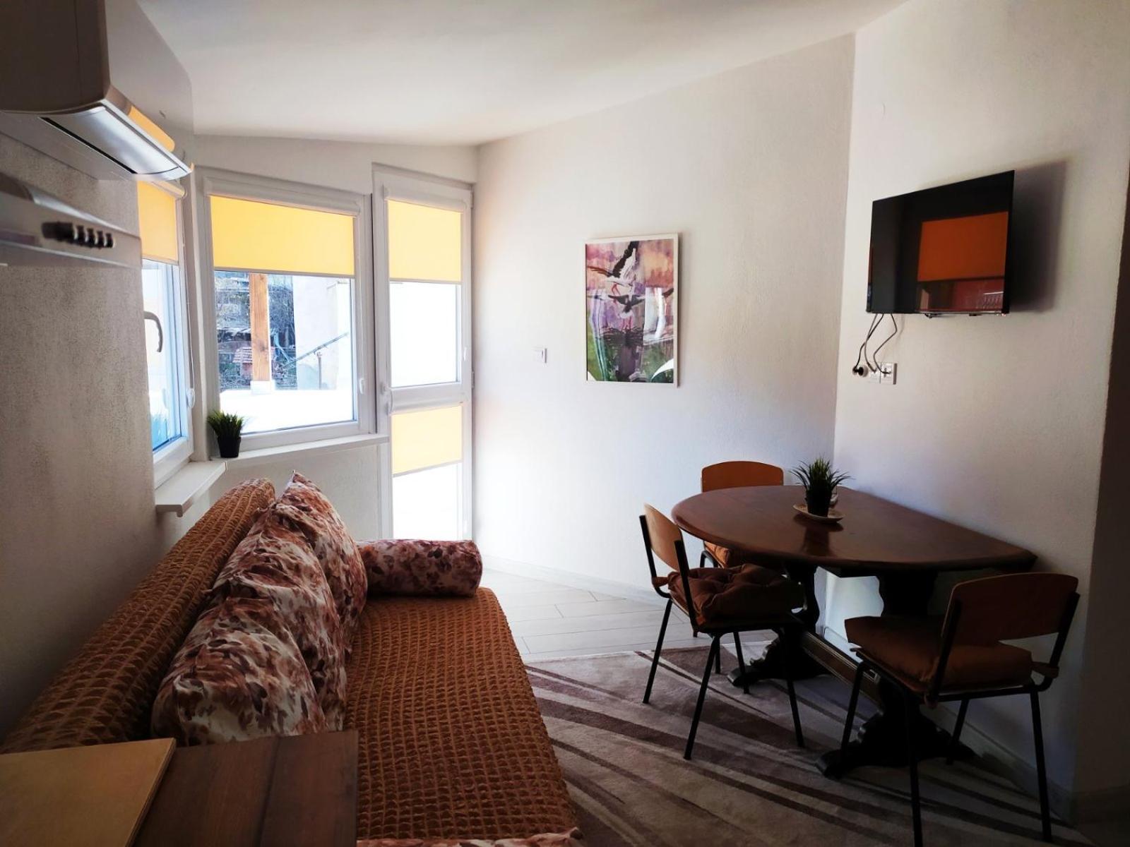 Two-Bedroom Apartment photo 3