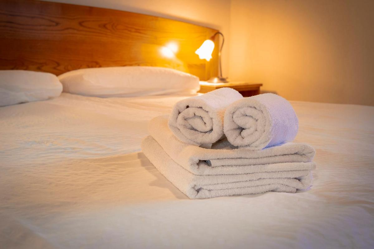 Deluxe Double or Twin Room photo 3