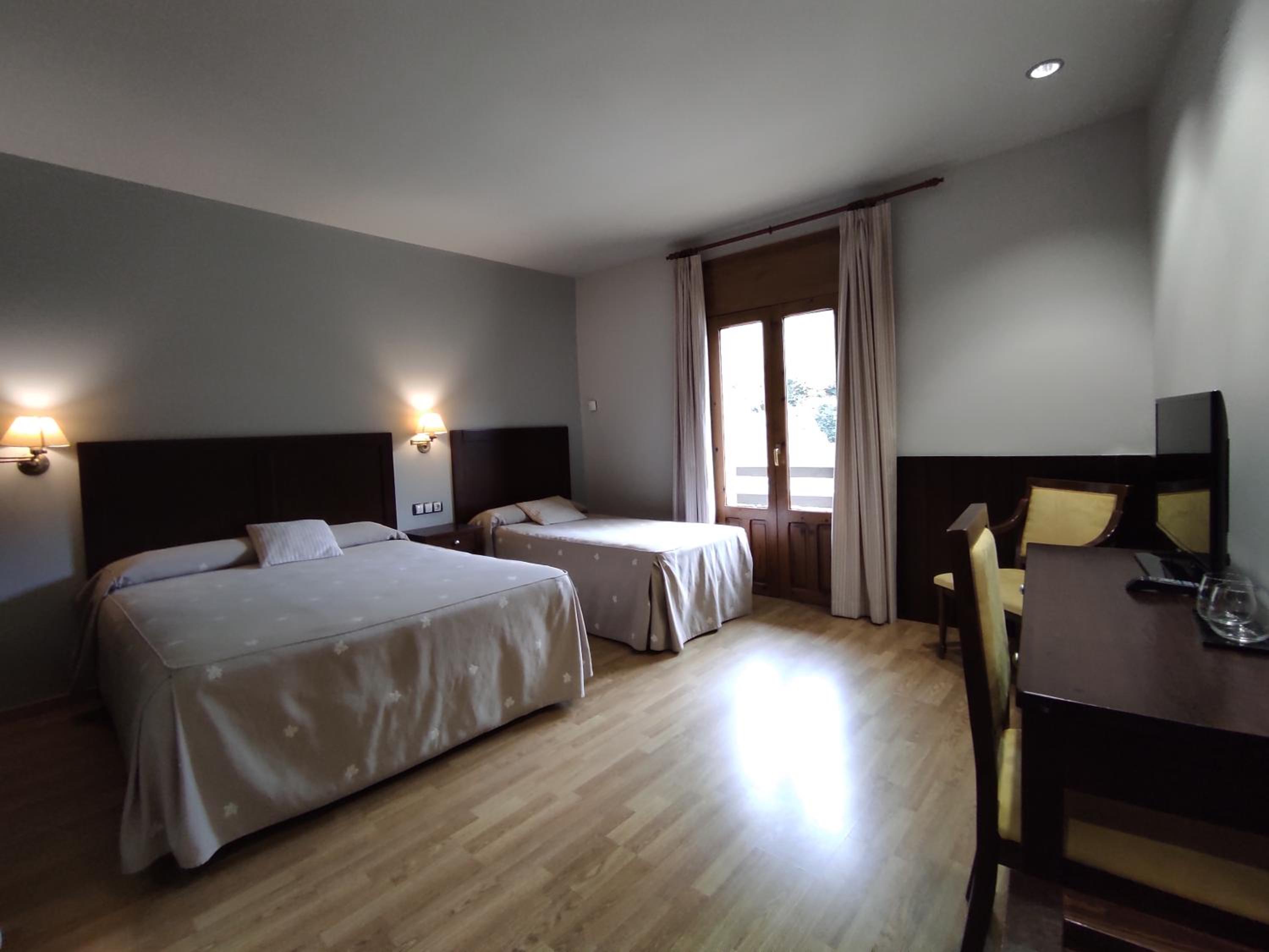 Triple Room with Balcony photo 2