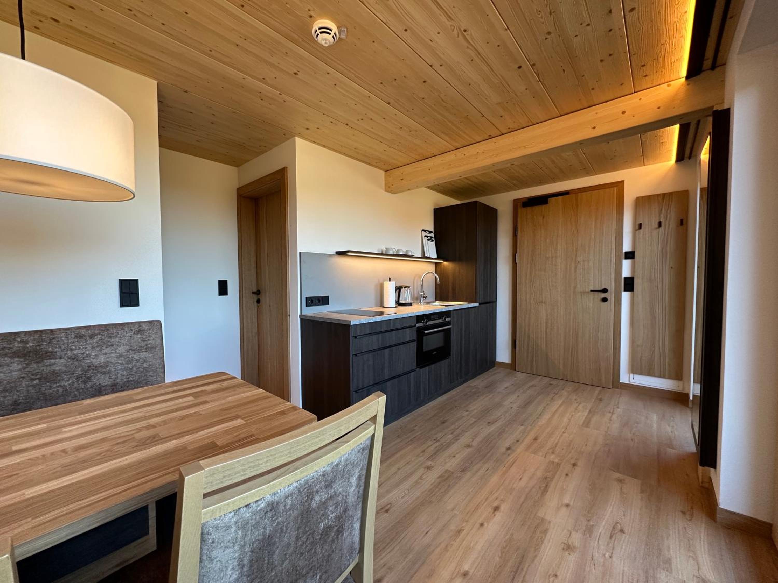 Studio Apartment photo 3