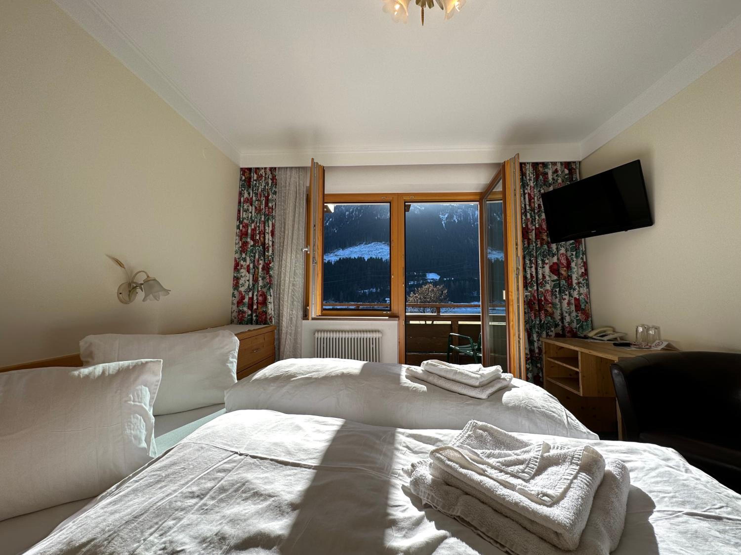 Small Double Room photo 3