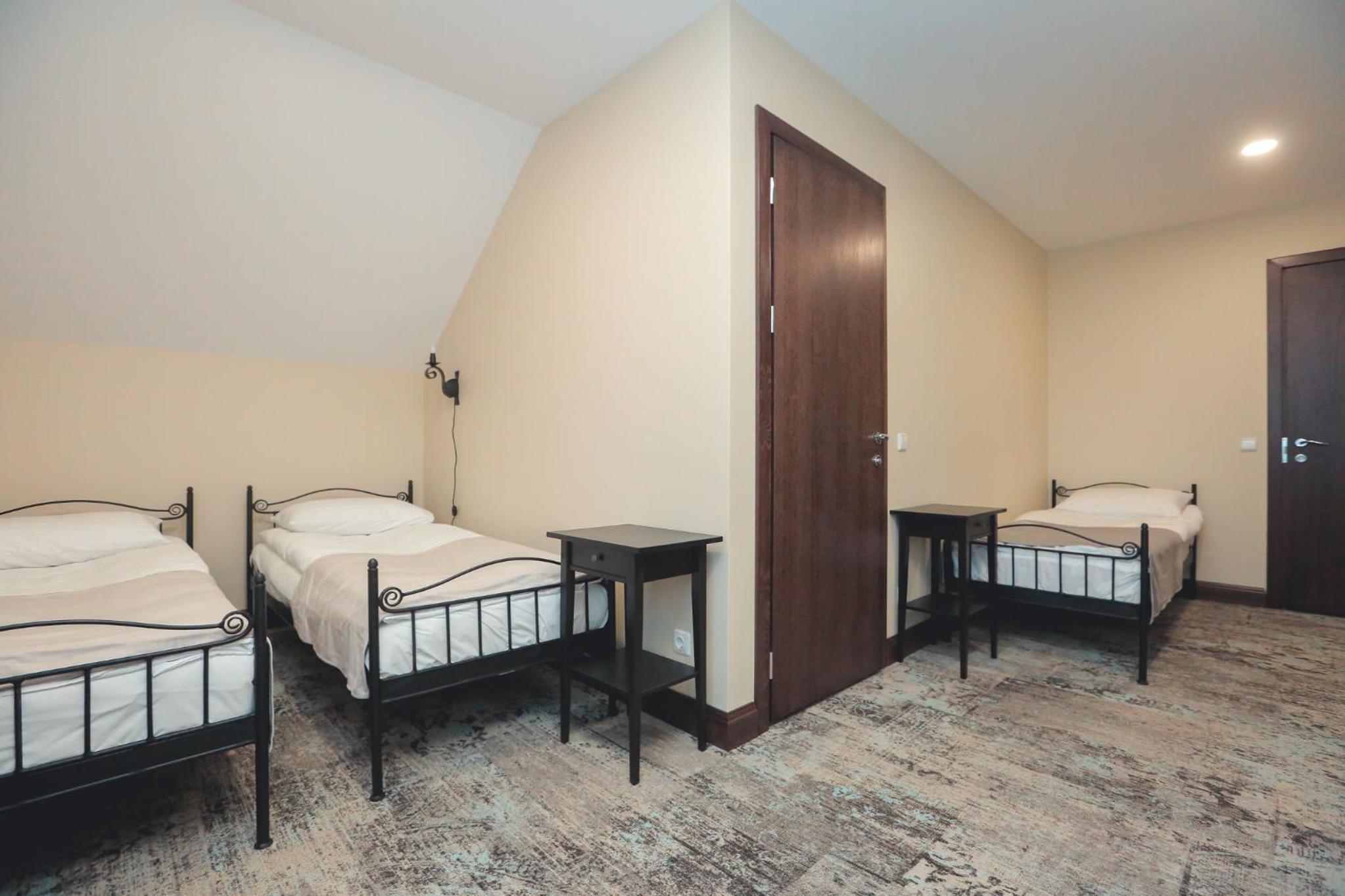 Quadruple Room - Photo 1