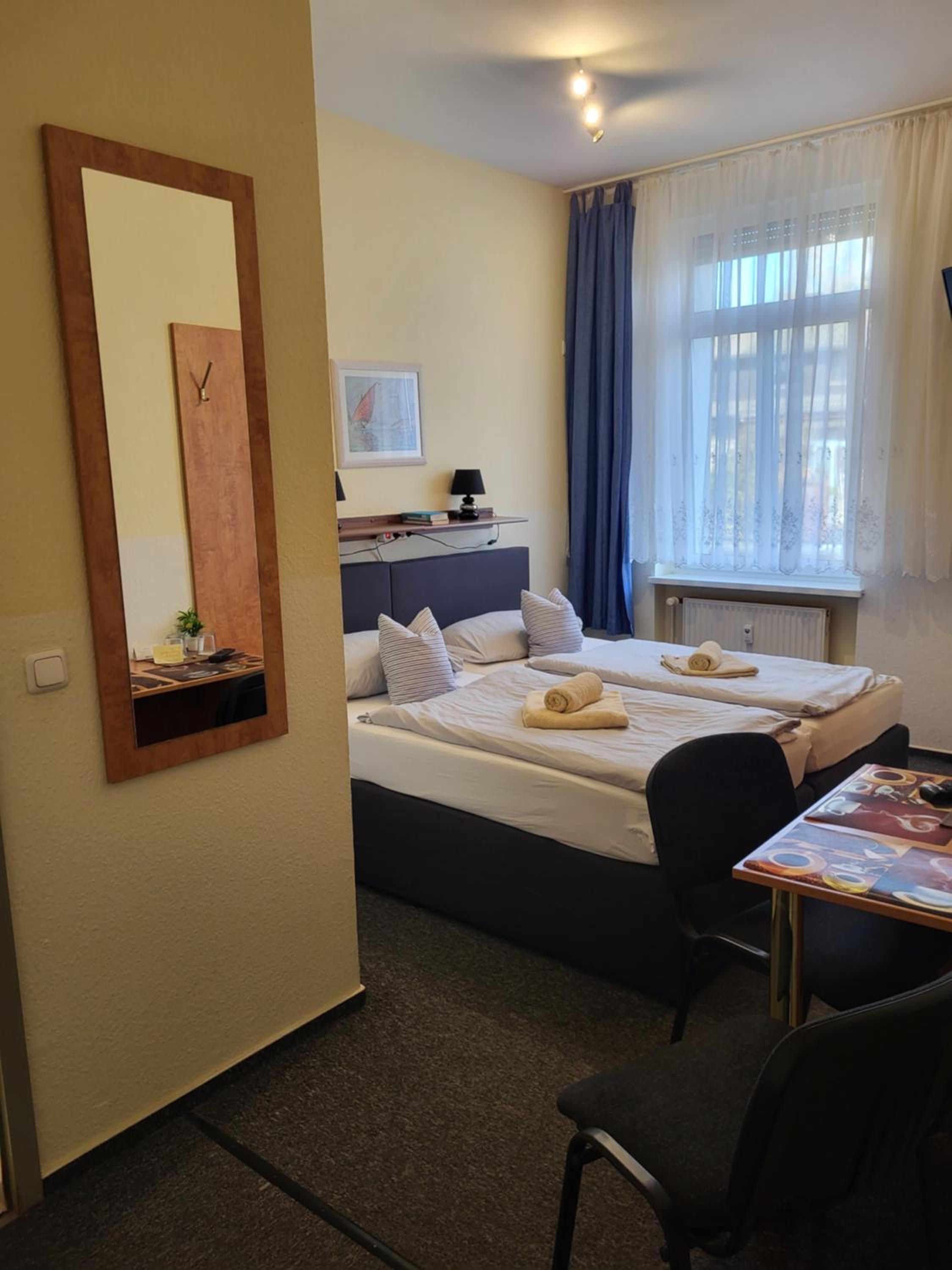 Double or Twin Room with Shower photo 2