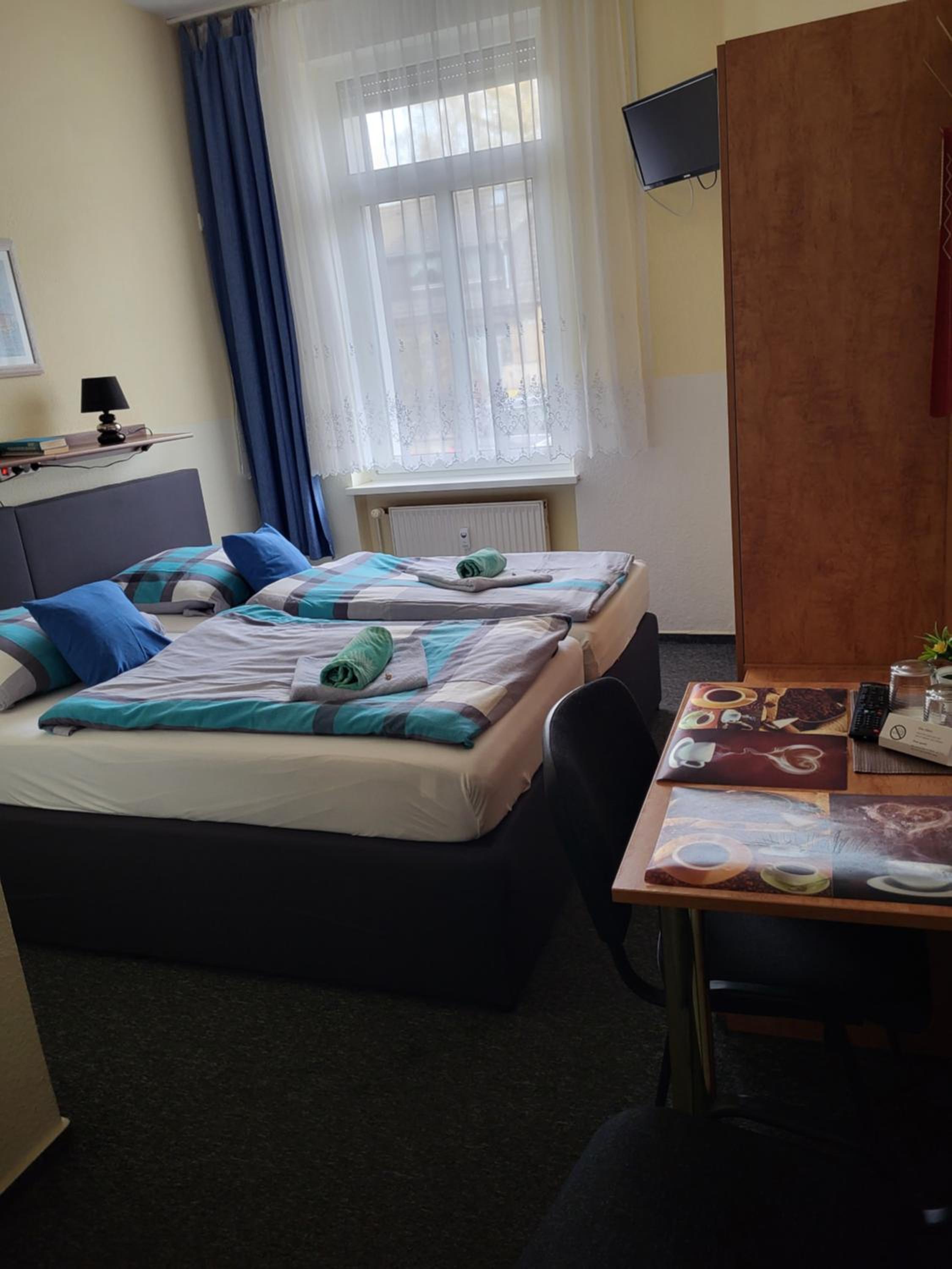 Double or Twin Room with Shower