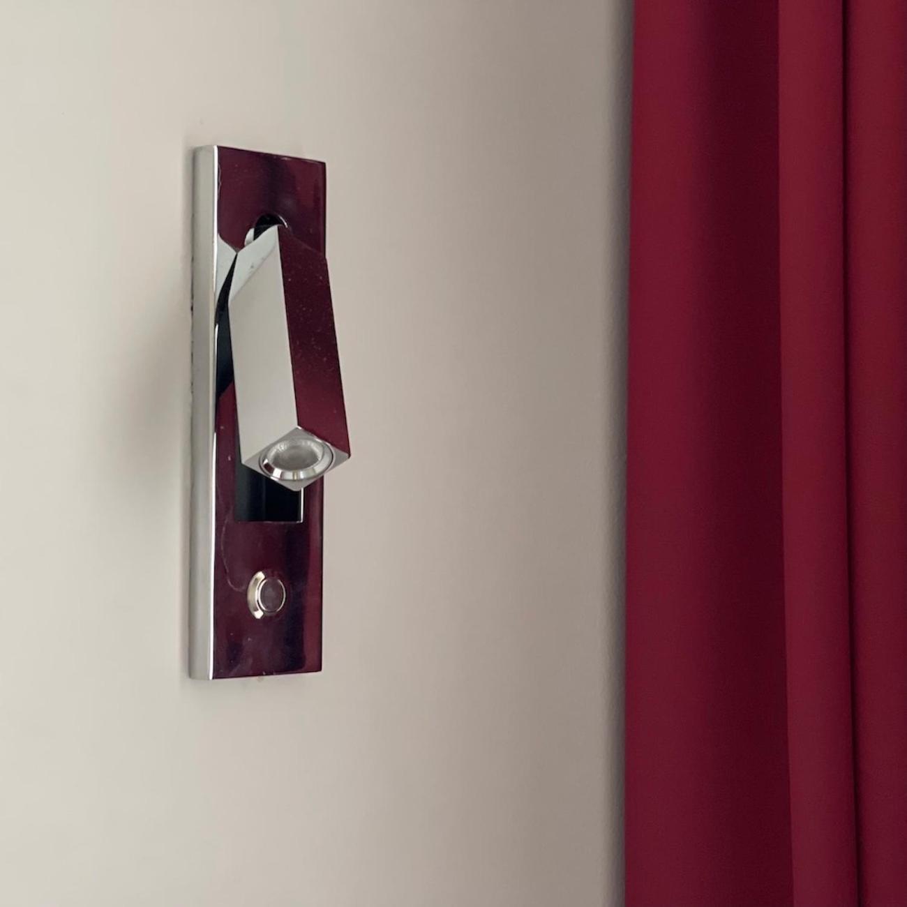 Deluxe Family Suite - Photo 23