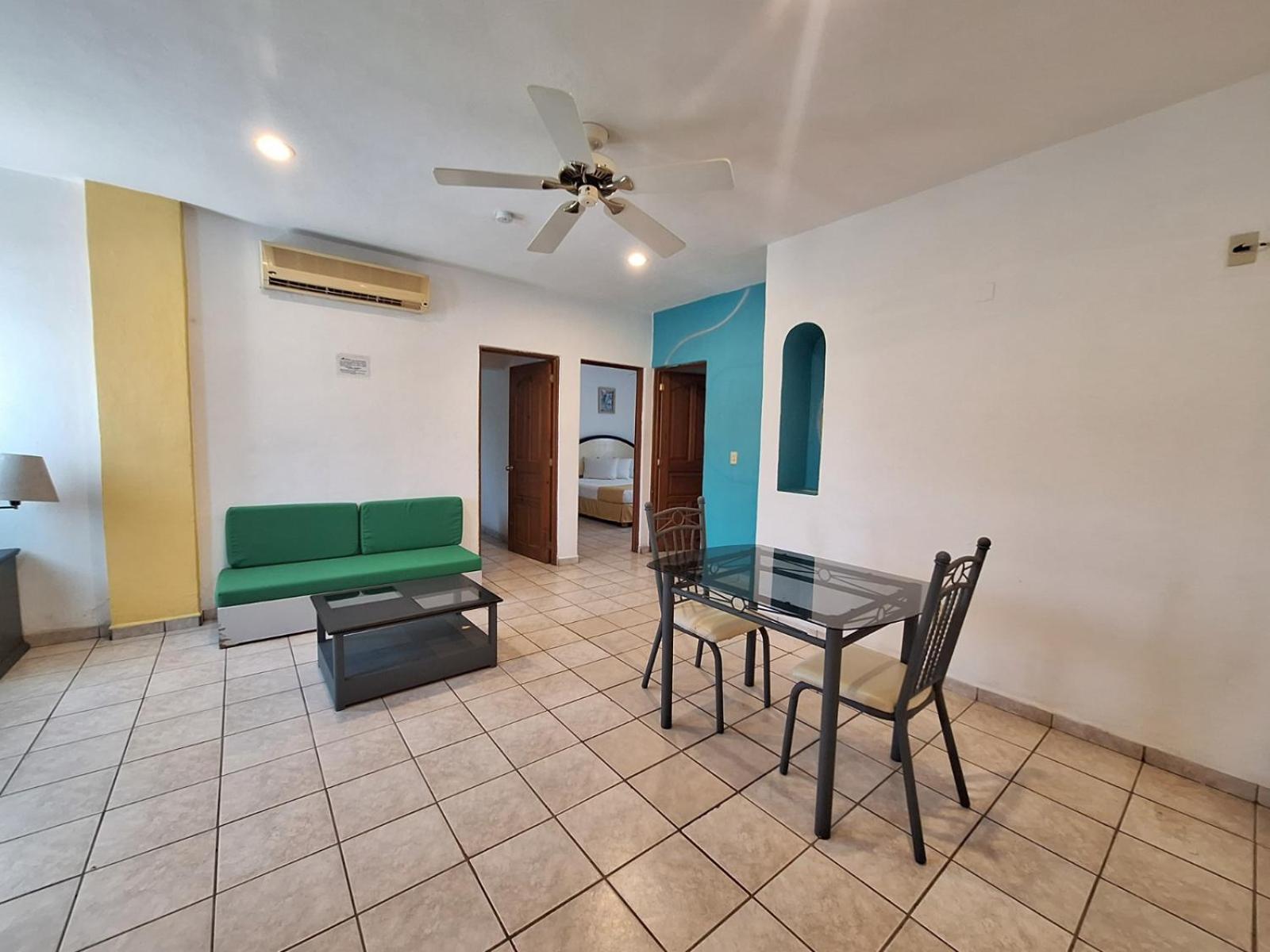 Three-Bedroom Suite photo 1