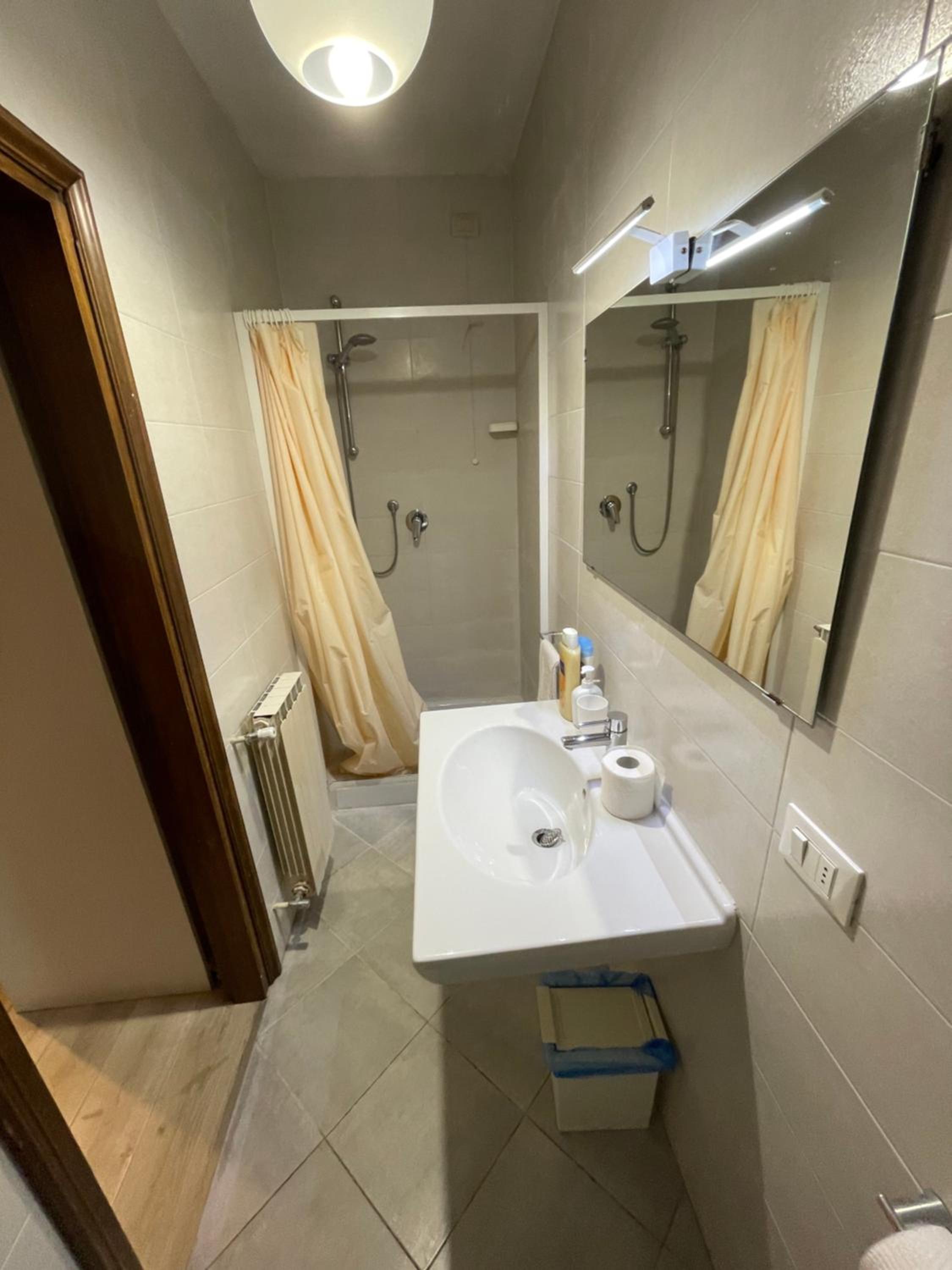 Triple Room with Private Bathroom photo 3