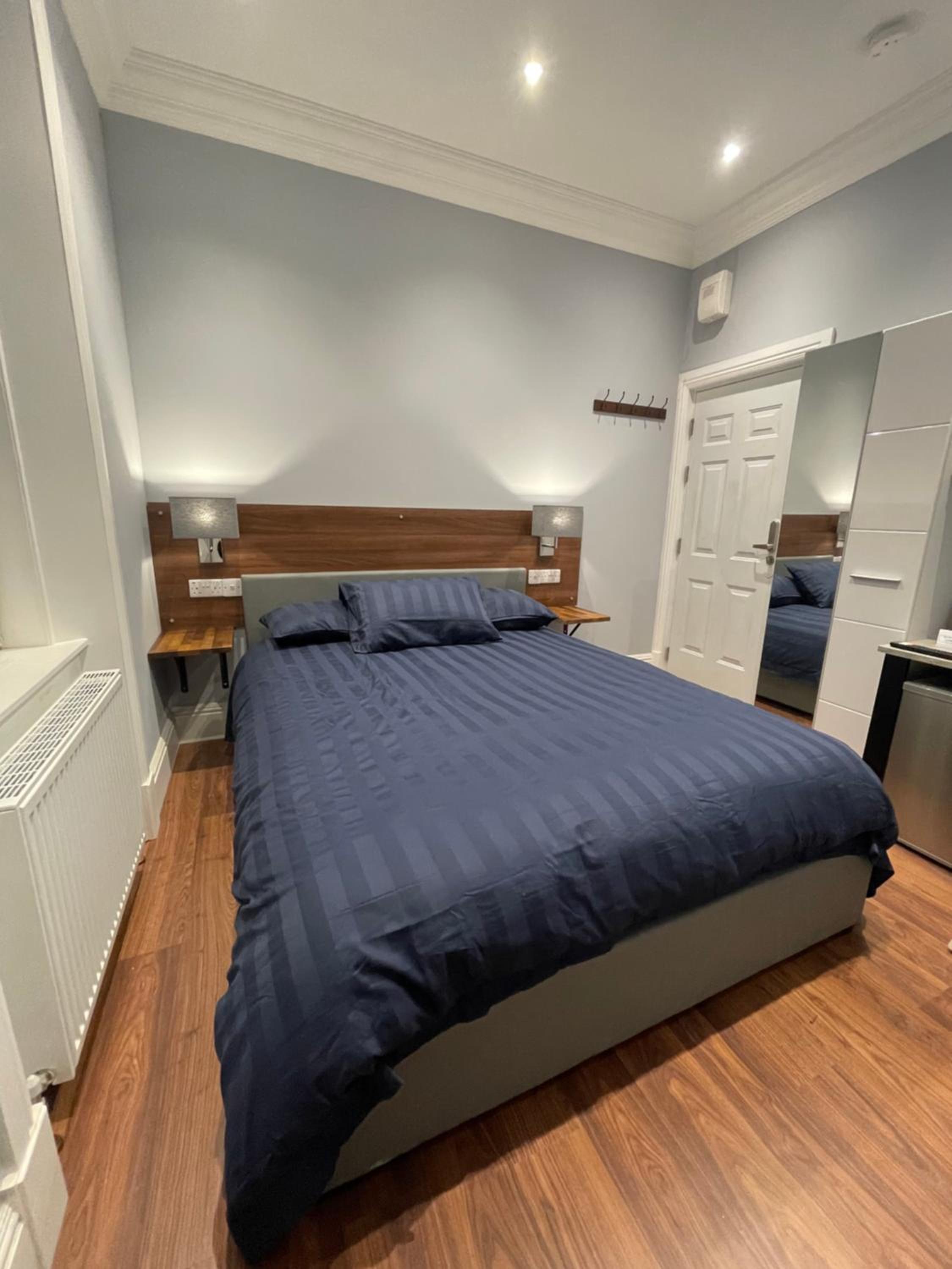 Deluxe Double Room with Shower