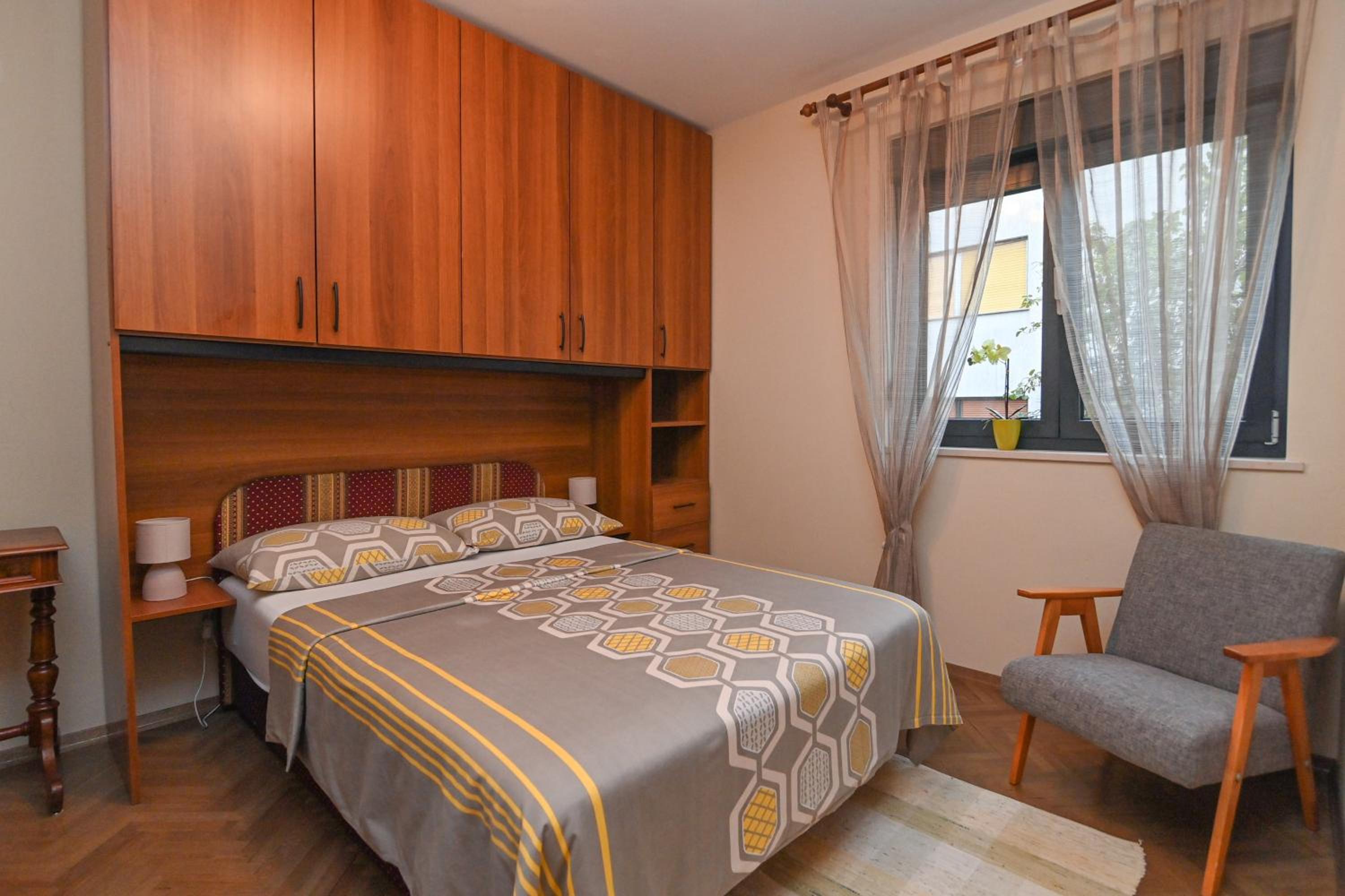 Apartment with Sea View - Photo 30