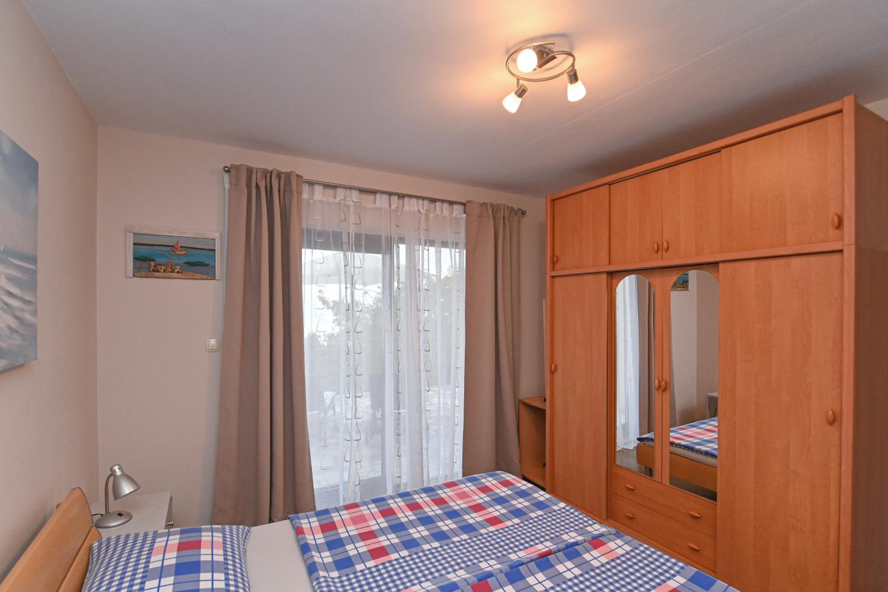 Apartment with Sea View - Photo 16