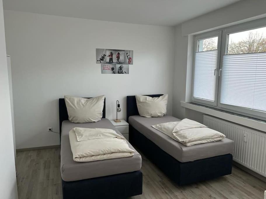 Three-Bedroom Apartment photo 2