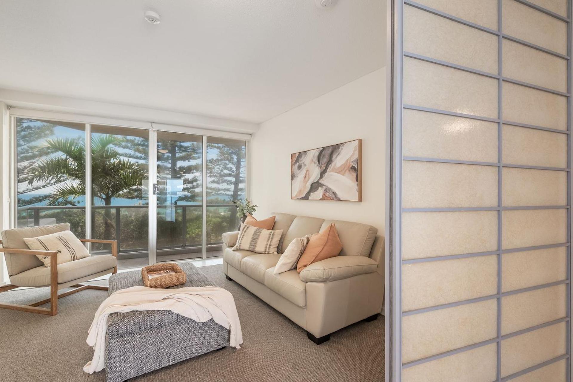 Apartment with Sea View photo 2