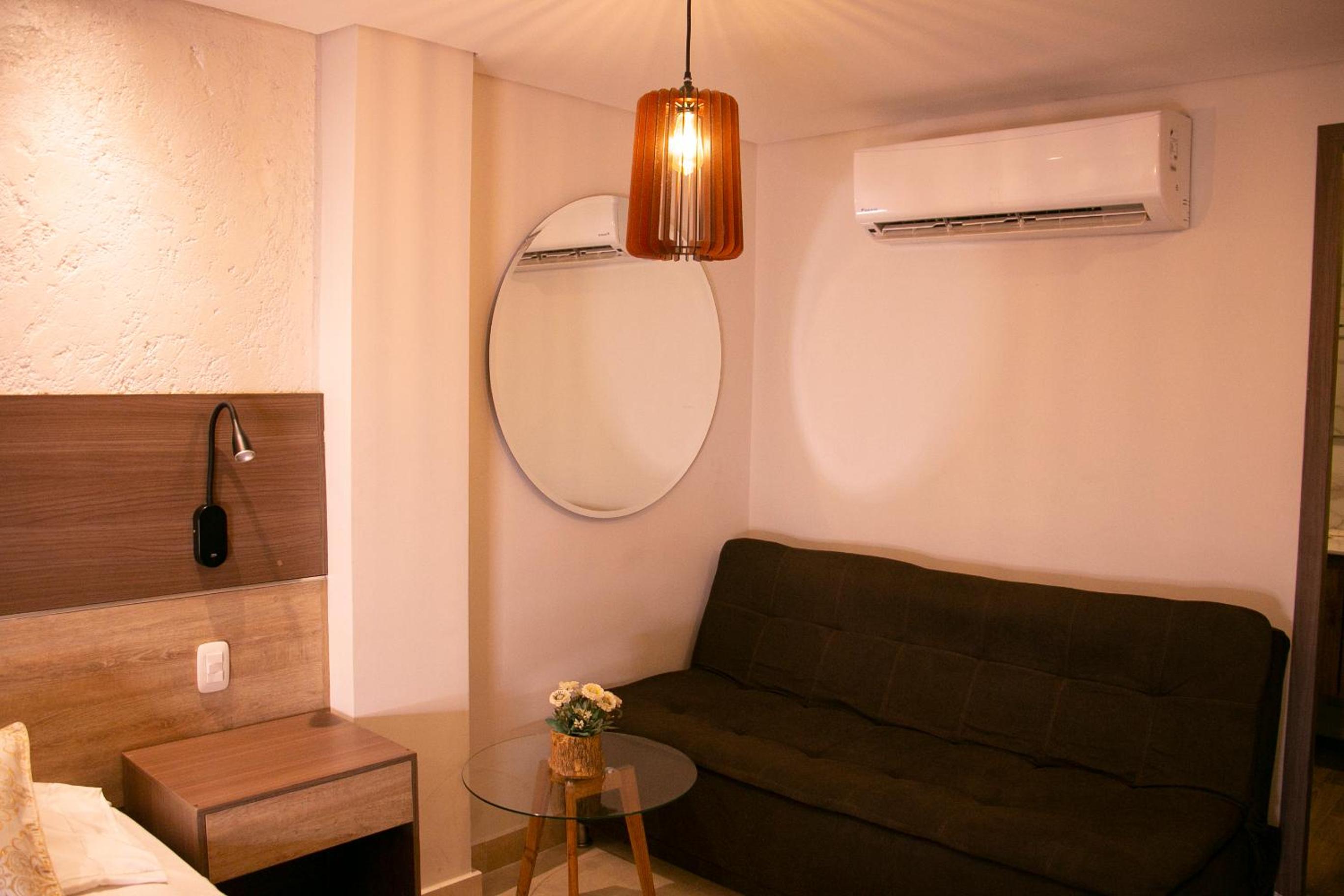 Superior King Room - Photo 7